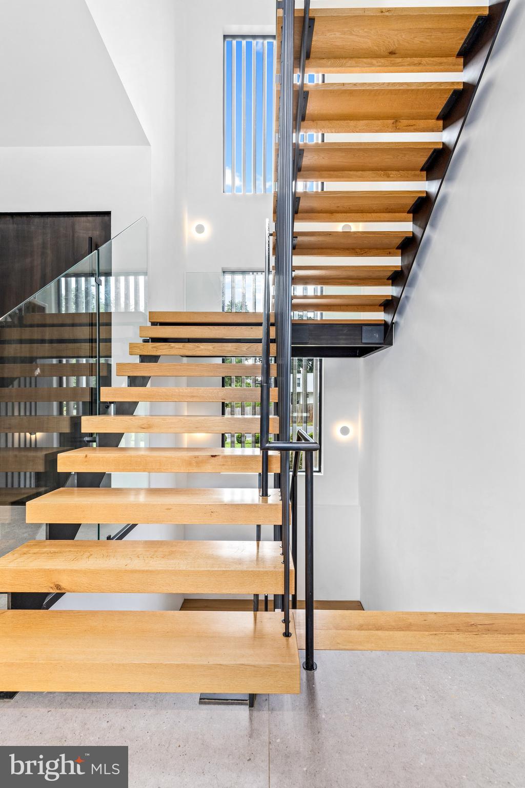 SUNNY SIDE - Residential