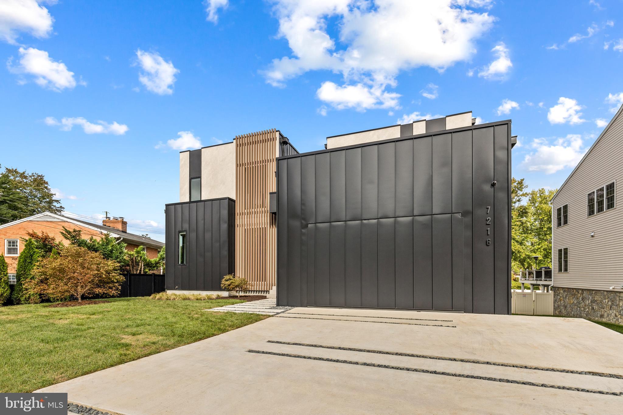 SUNNY SIDE - Residential