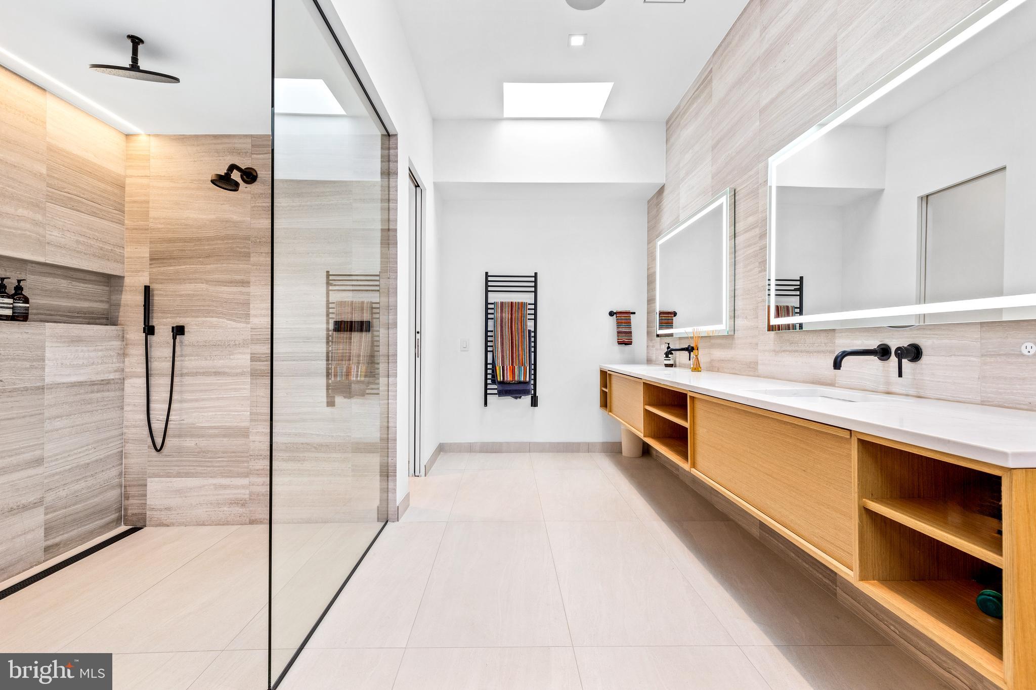 SUNNY SIDE - Residential