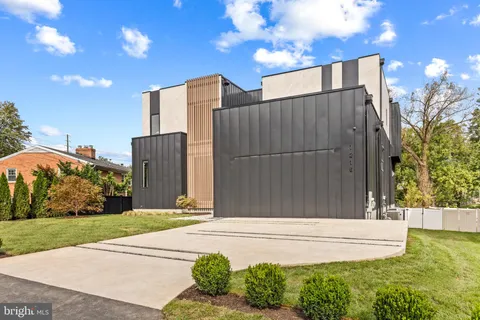 7216 Davis Court, McLean, VA 22101 - MLS#: VAFX2203090