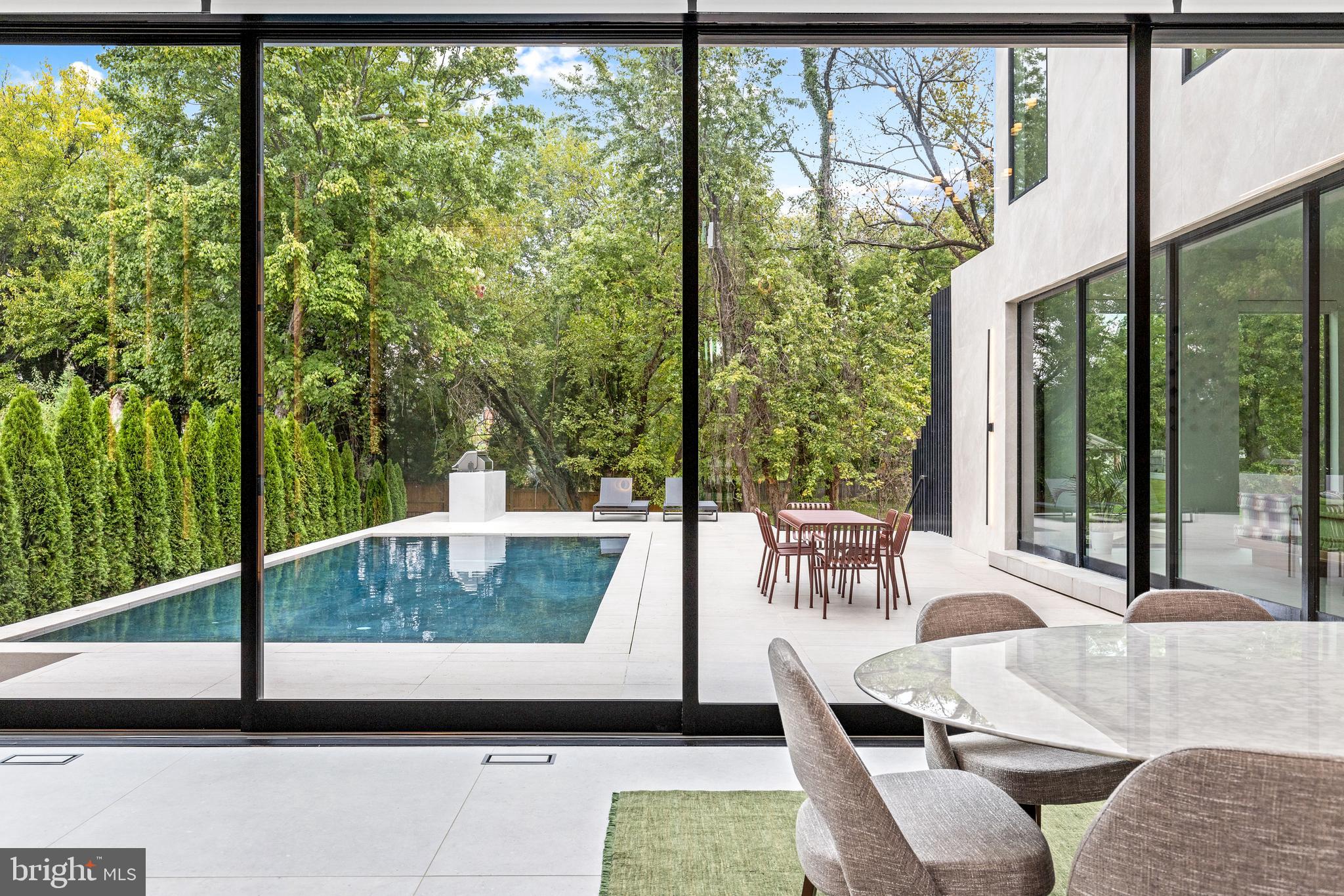 SUNNY SIDE - Residential