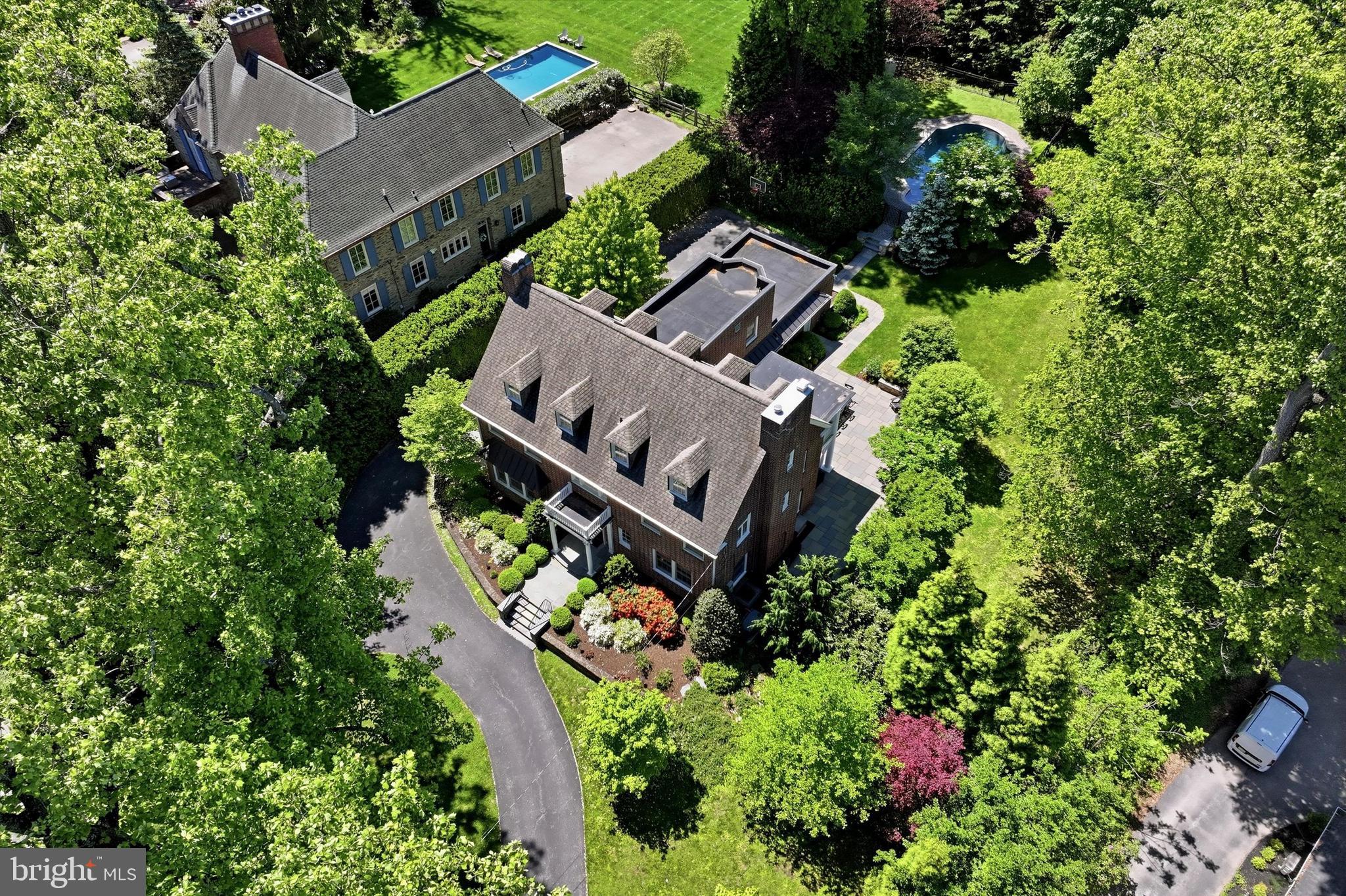 BRYN MAWR - Residential