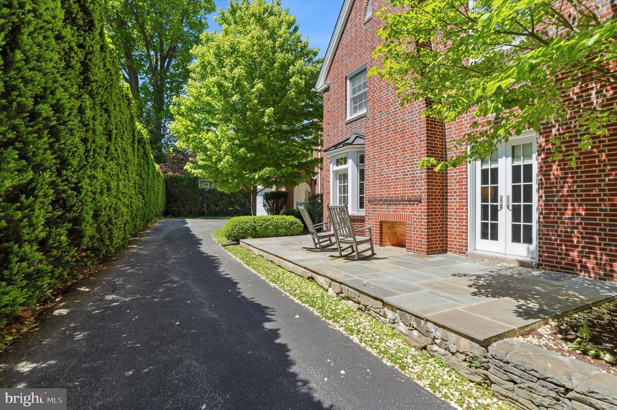 BRYN MAWR - Residential