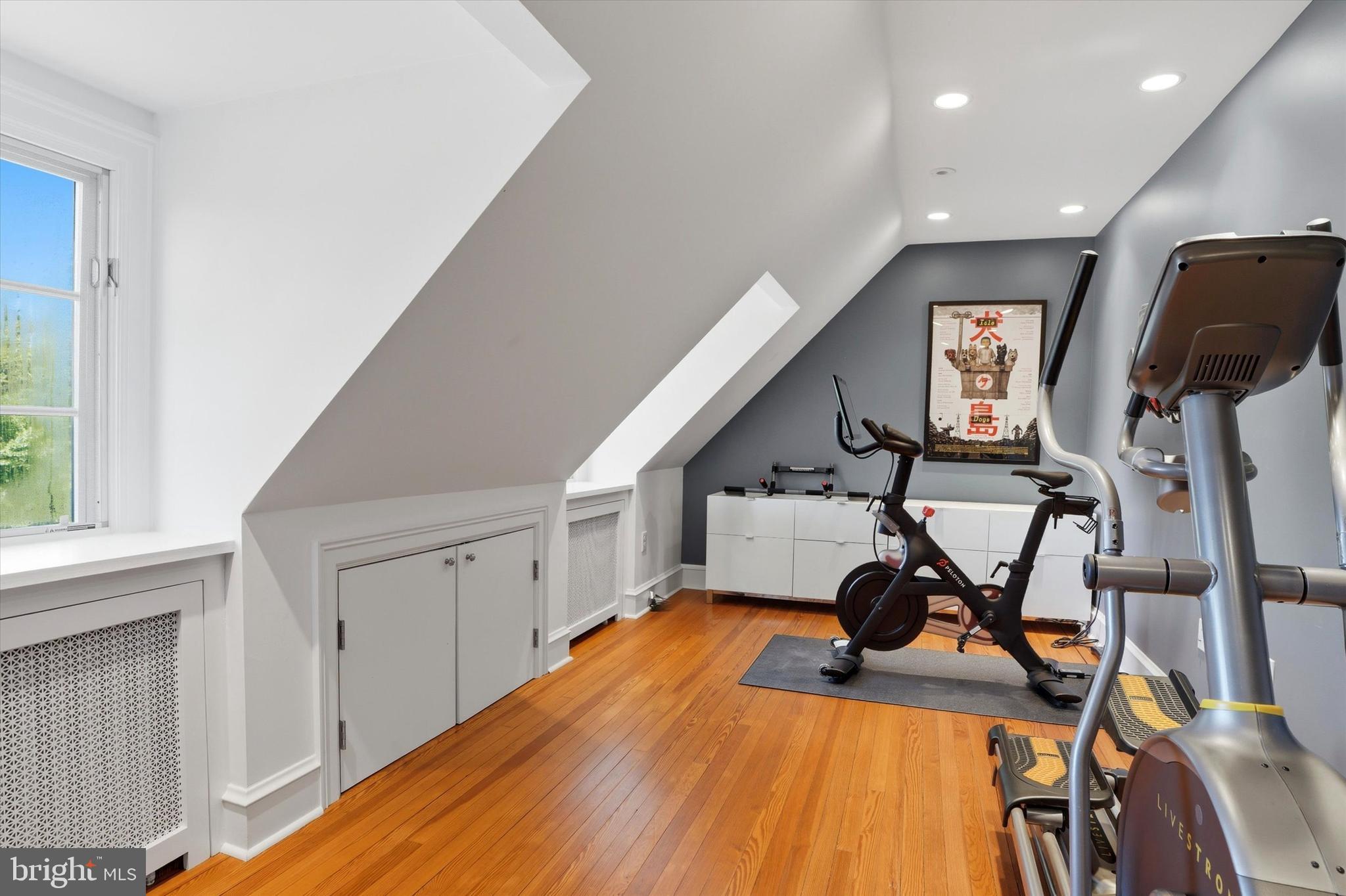 BRYN MAWR - Residential