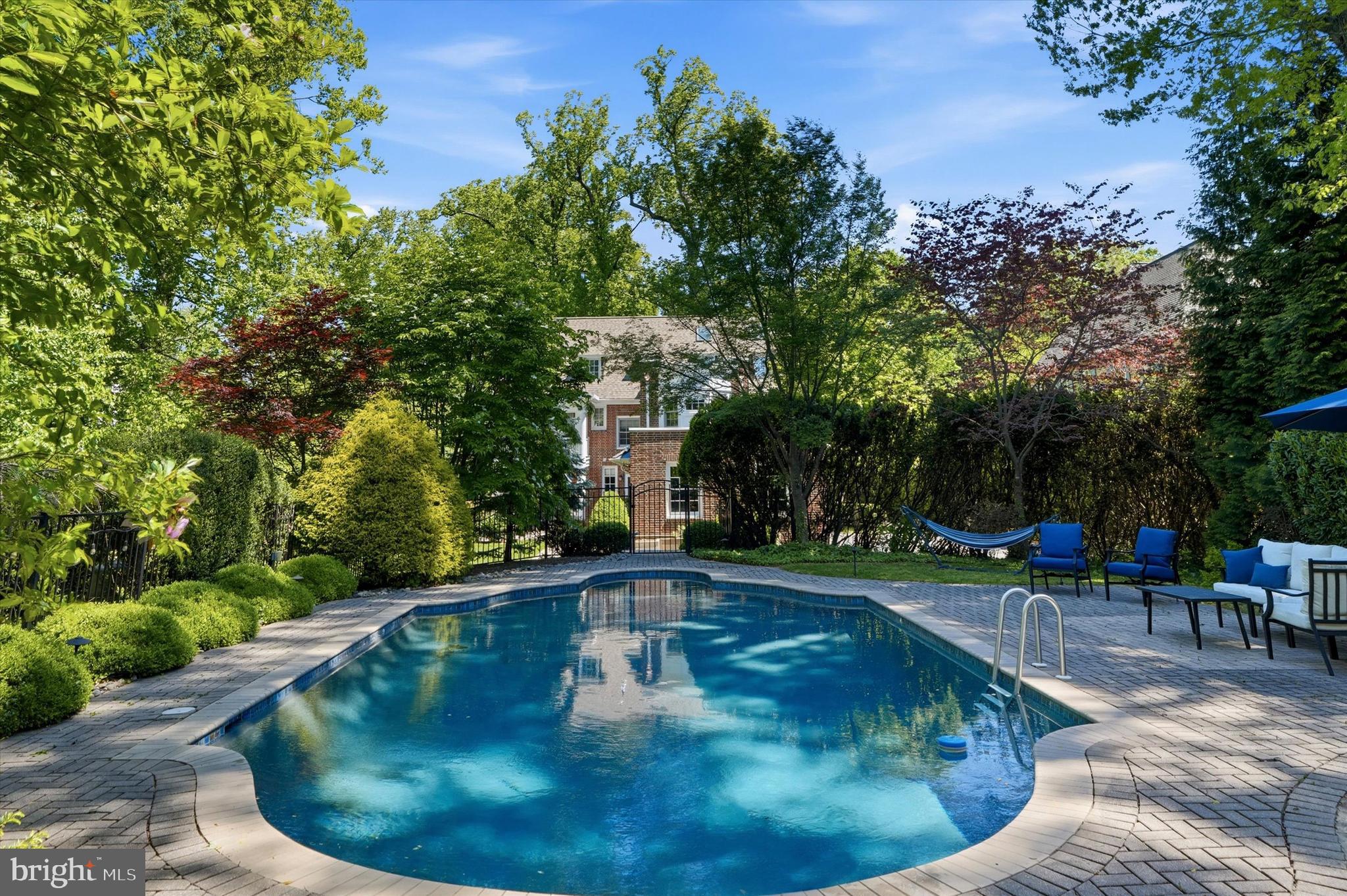 BRYN MAWR - Residential