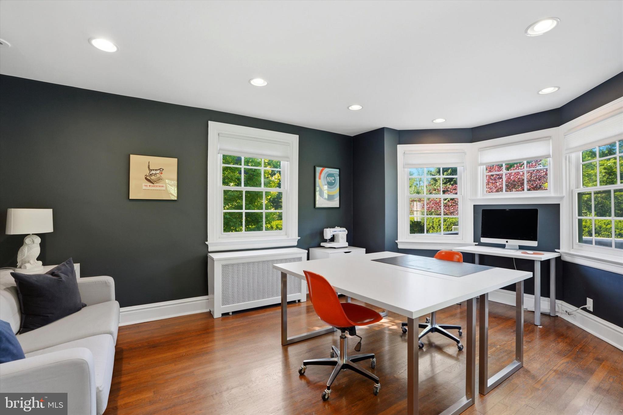 BRYN MAWR - Residential