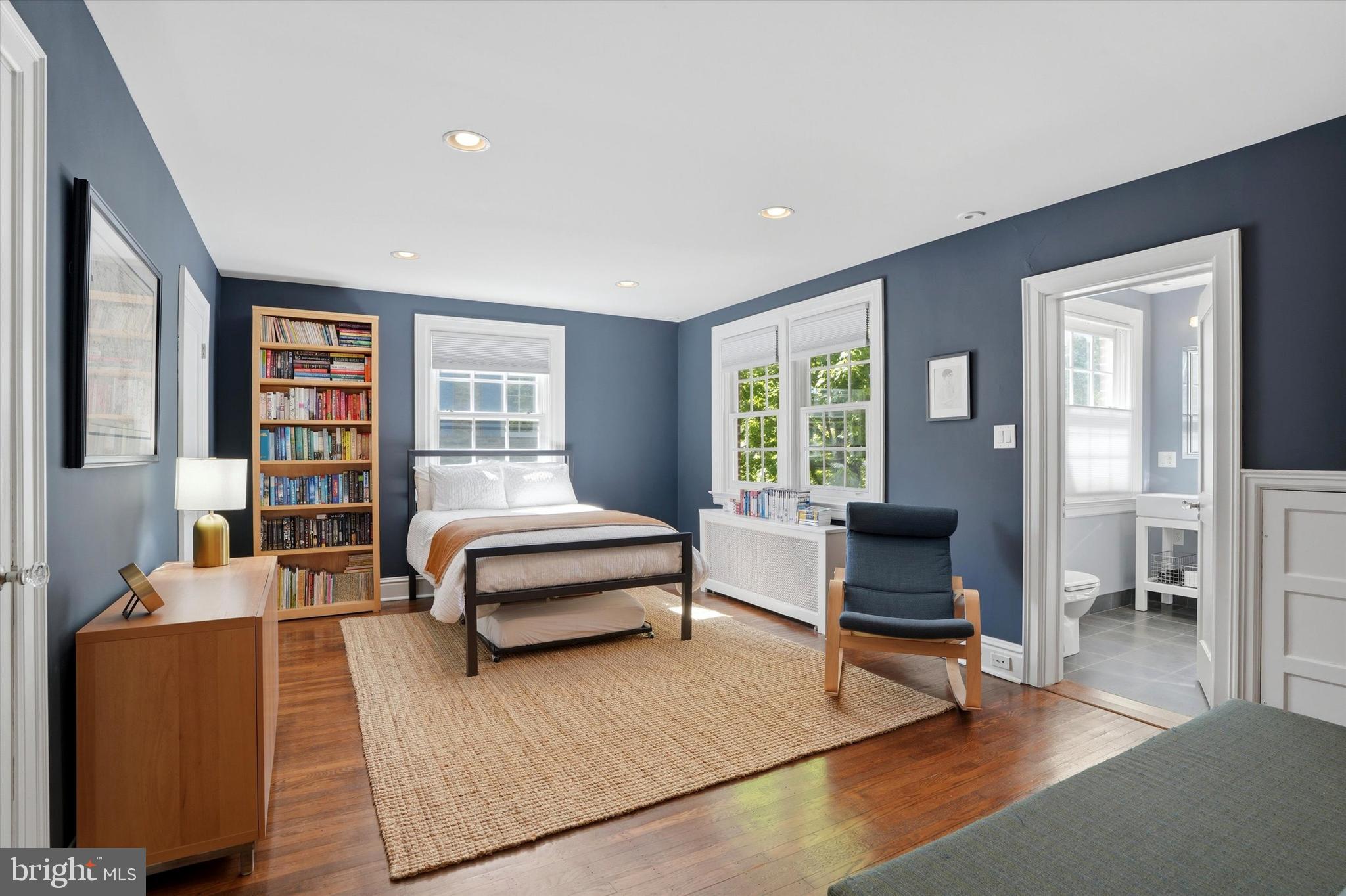 BRYN MAWR - Residential
