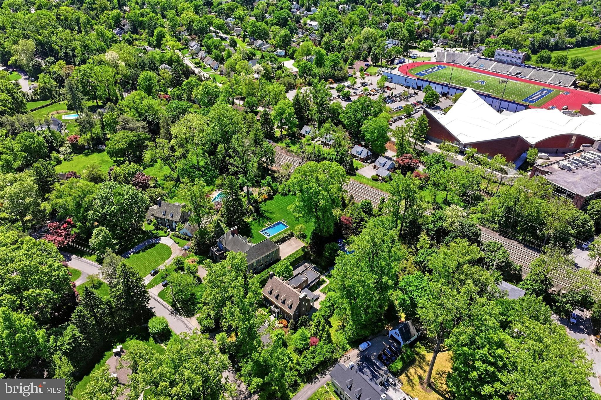 BRYN MAWR - Residential