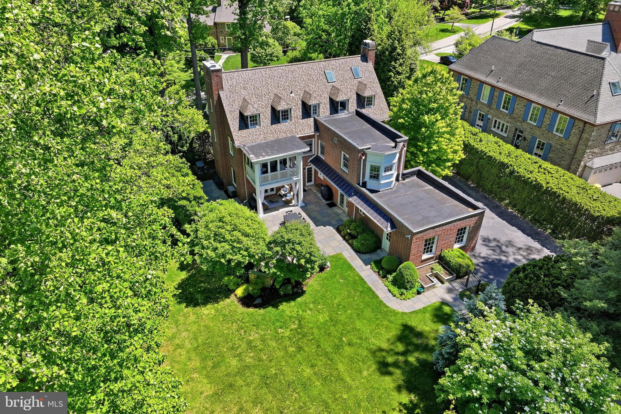 BRYN MAWR - Residential