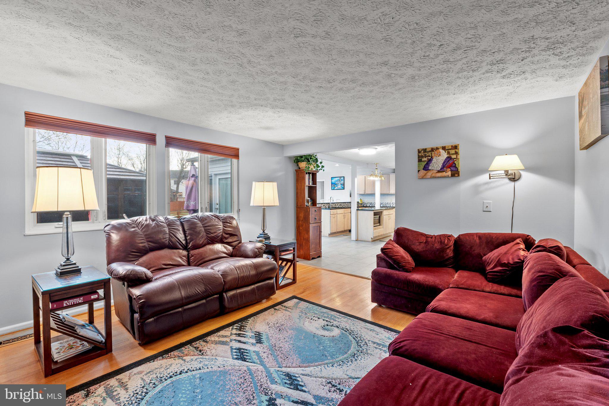 SENECA CHASE - Residential