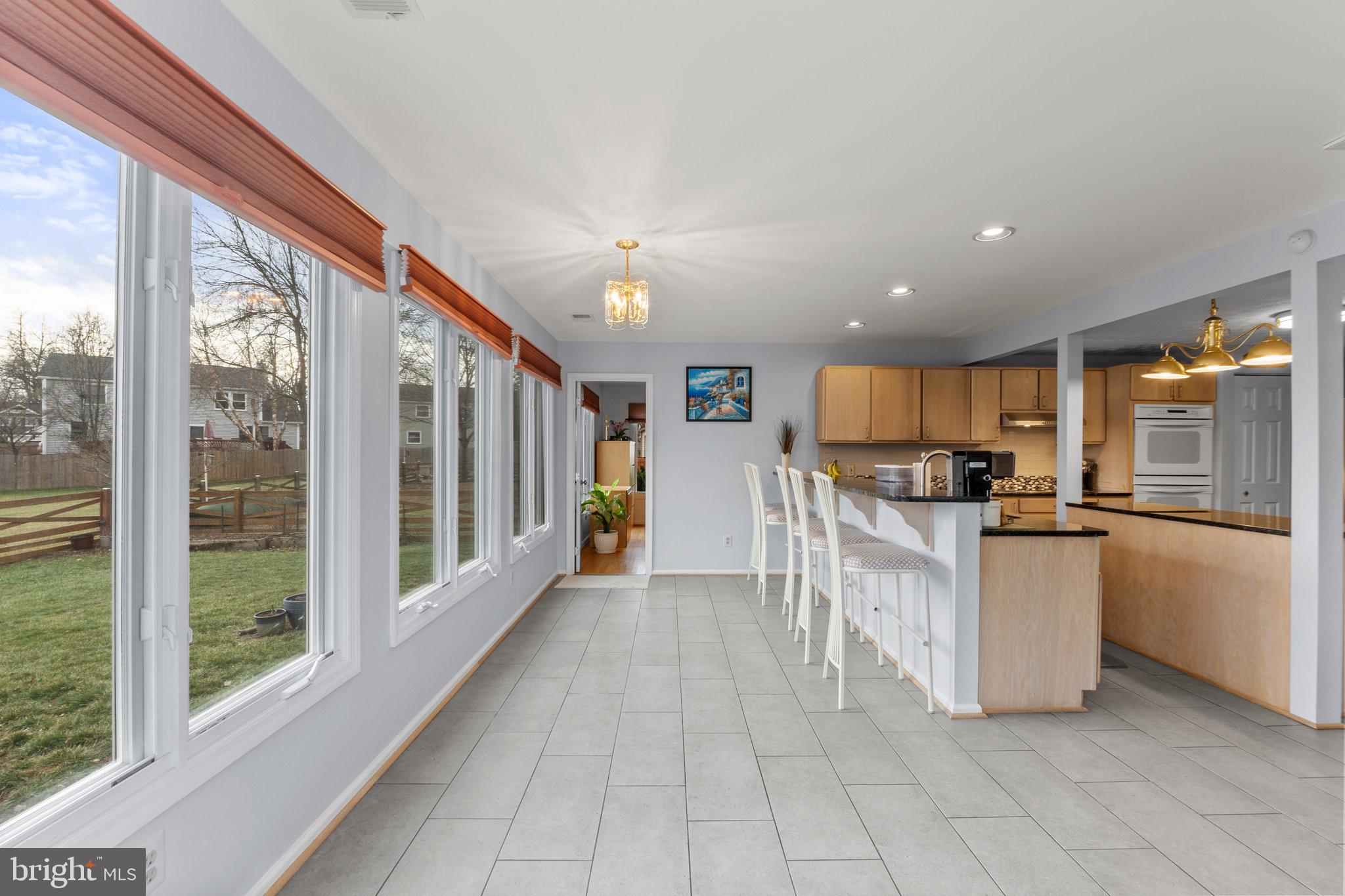 SENECA CHASE - Residential