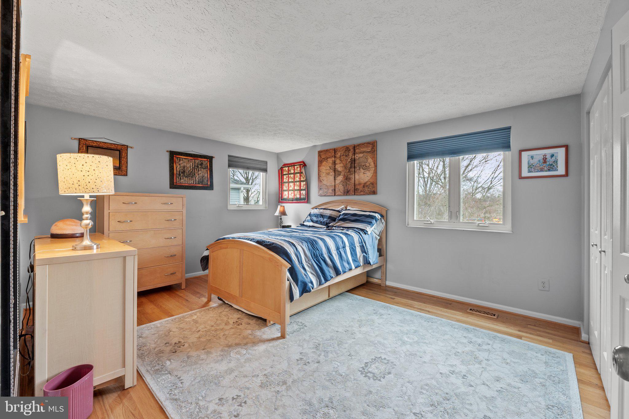 SENECA CHASE - Residential