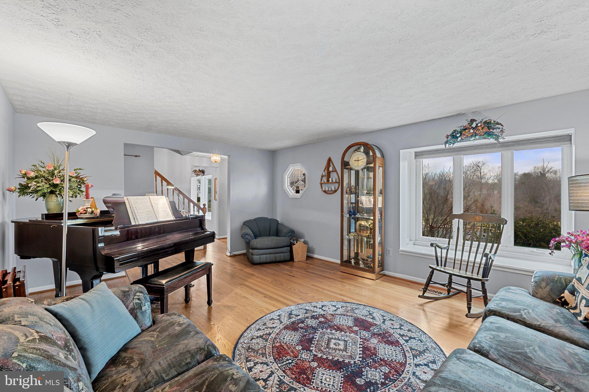 SENECA CHASE - Residential