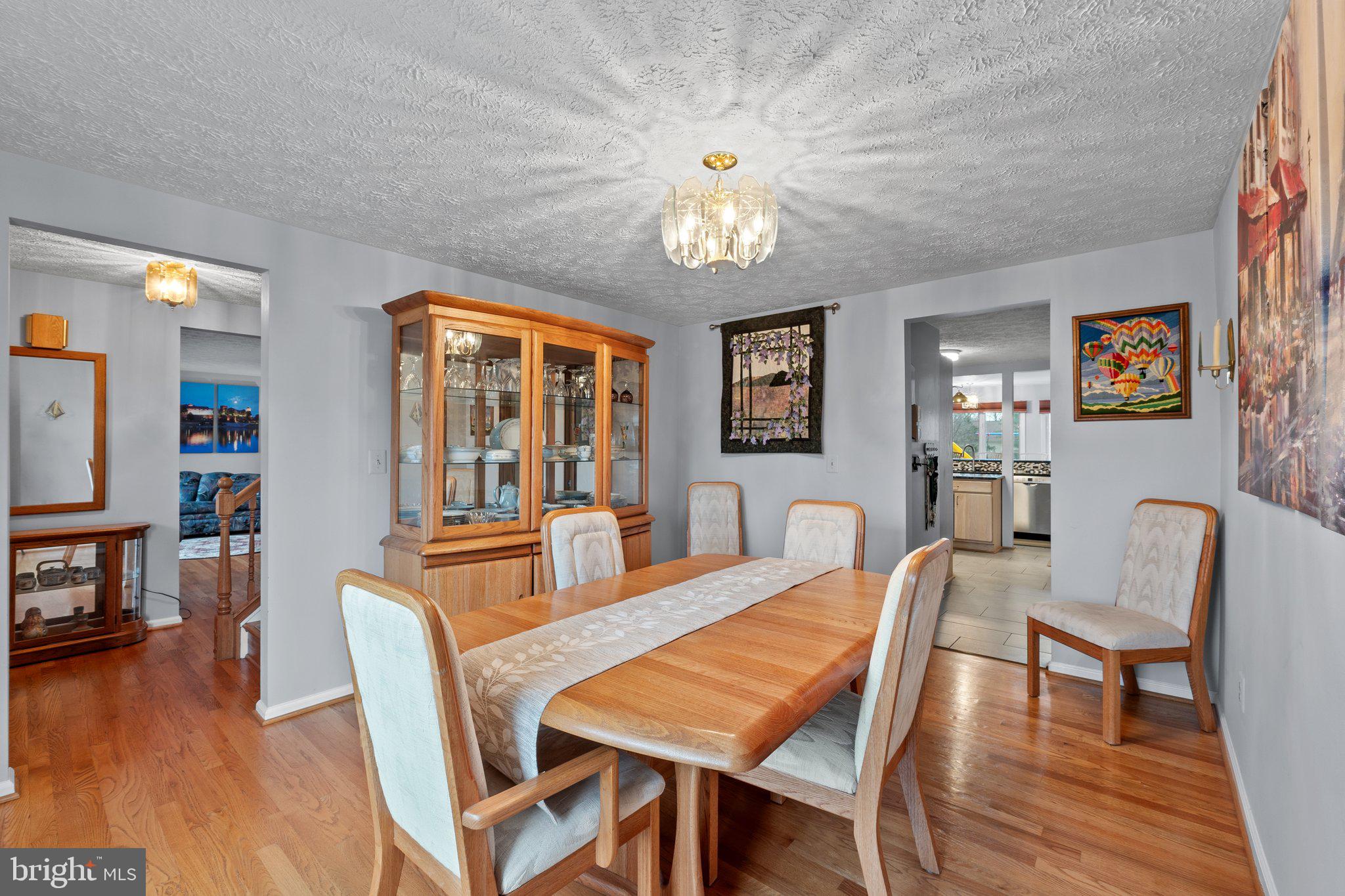 SENECA CHASE - Residential