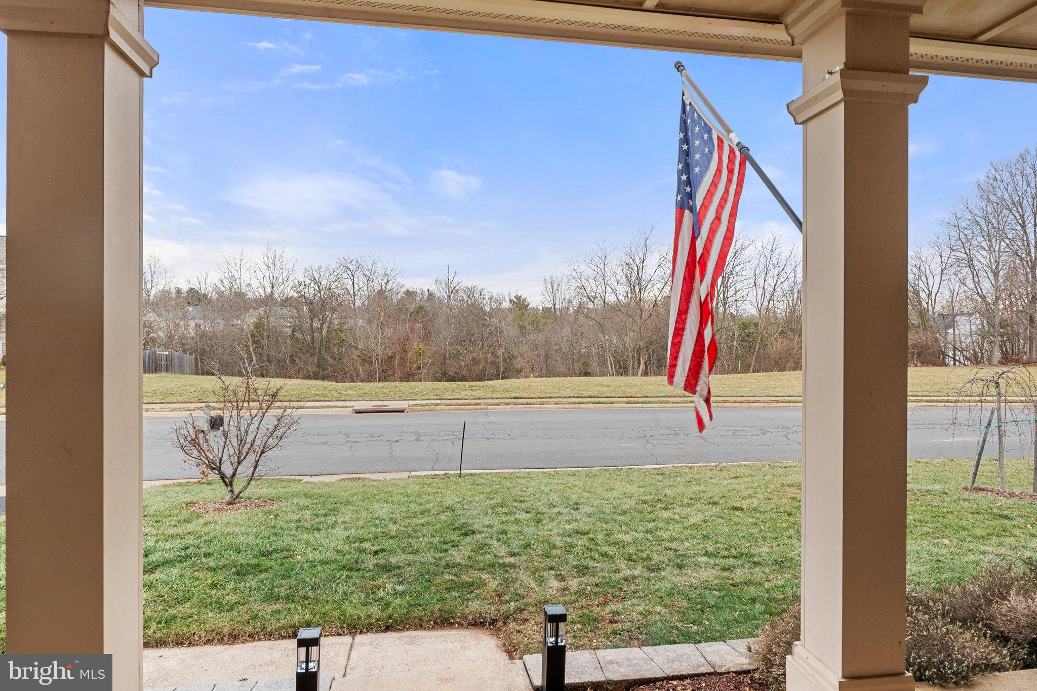 SENECA CHASE - Residential