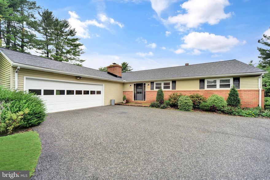 NEW PRICE! Updated Kitchen! Fresh paint!  Refinished hardwood floors! Welcome home to Phoenix/Jacksonville! This brick and vinyl home has been meticulously maintained with replacement windows, hardwood floors;  painted rear deck with awning. Recent updates include: granite kitchen countertops (2025), painted kitchen cabinets and main level walls (2025);  composition shingle roof (2022); natural gas fired hotwater furnace boiler (2021); Culligan Water Softening System (2021); dishwasher (2022); vinyl flooring in kitchen and laundry room (2023); natural gas fired water heater (2025). Located in the Quinn neighborhood off Manor Road, minutes to Jacksonville Square. This home includes a family room/kitchen area plus formal dining room and living room with finished walk-out basement complete with a large family room (34'x26'); wet bar; bedroom with  private full bath and utility storage area with built-in shelving. The spacious level rear yard is perfect for entertaining.  Please see the MLS documents for detailed brochure and Seller disclosures.