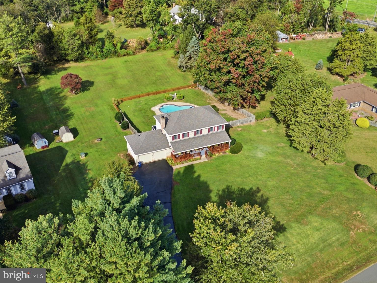 4194 STEPNEY DRIVE