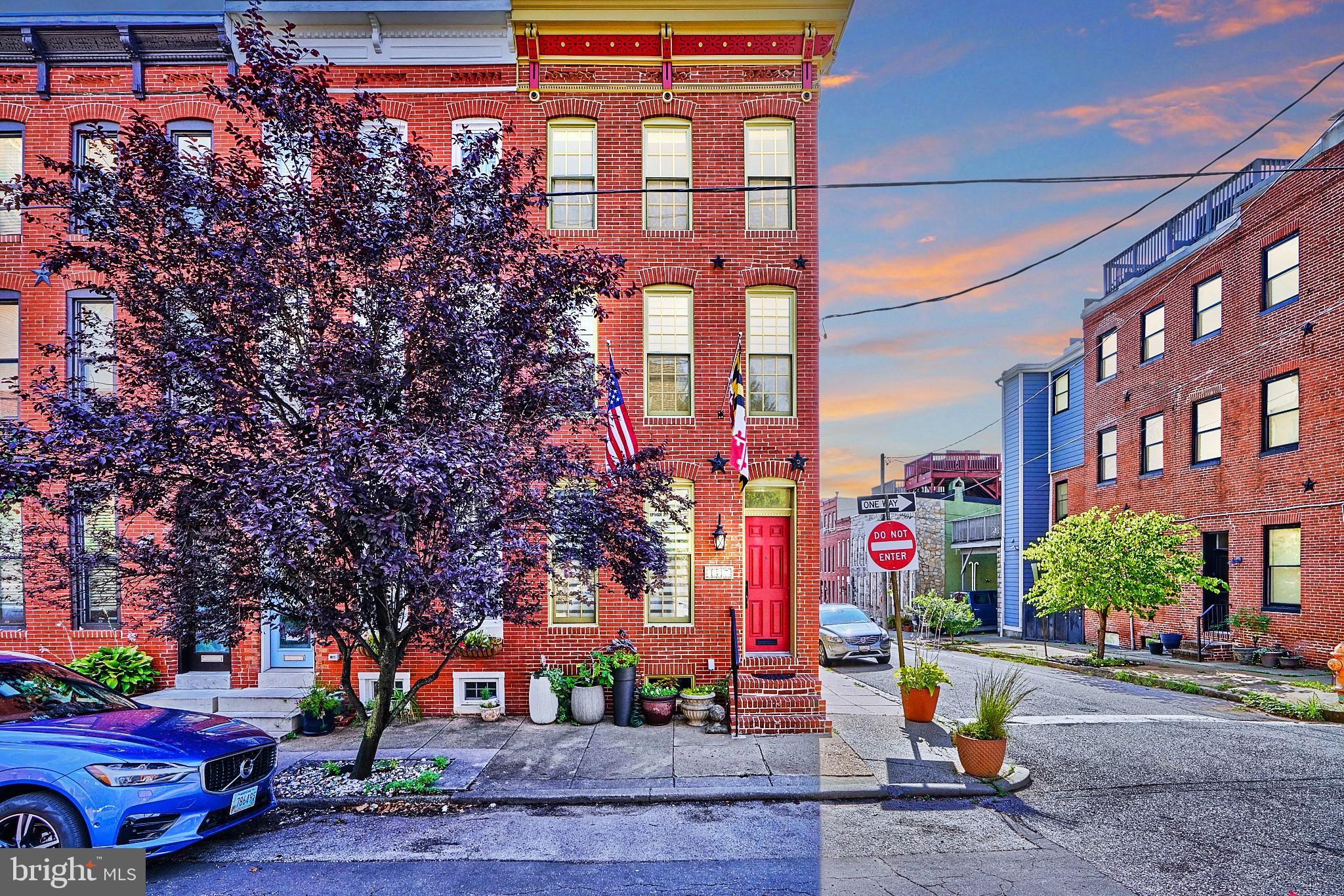 RIVERSIDE - Residential