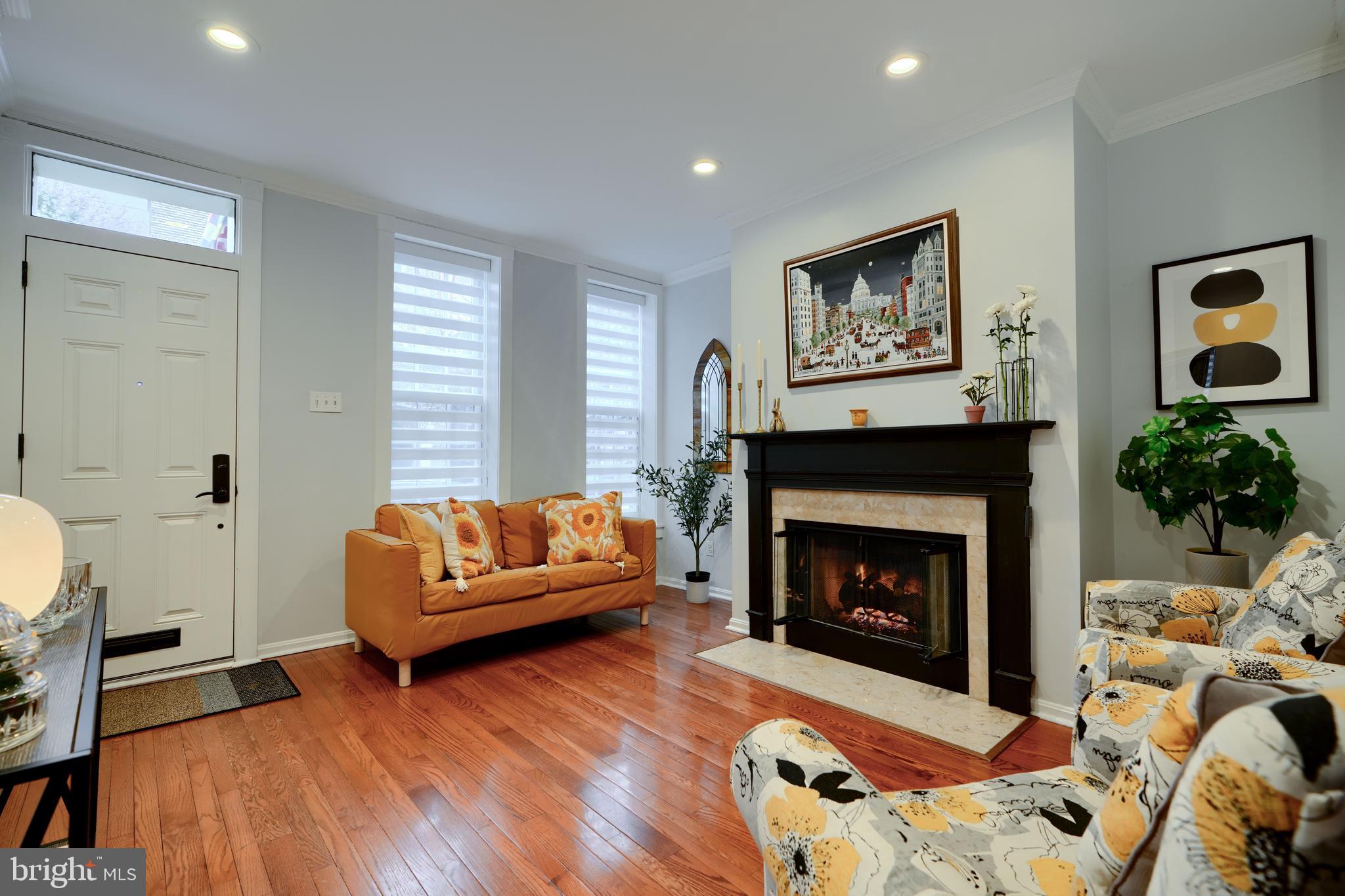 RIVERSIDE - Residential