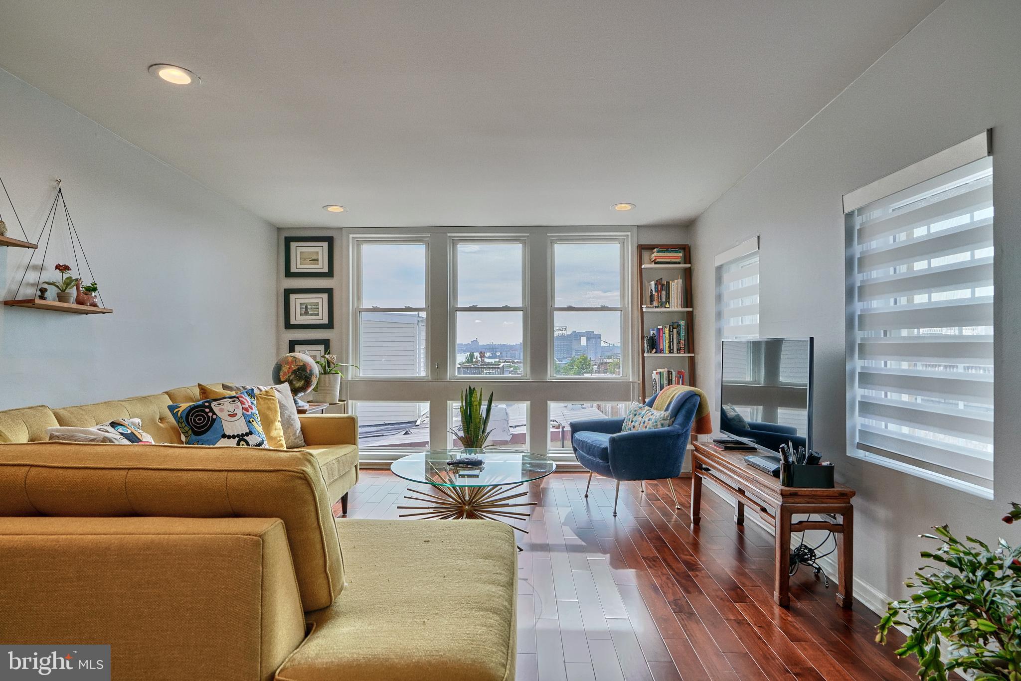 RIVERSIDE - Residential