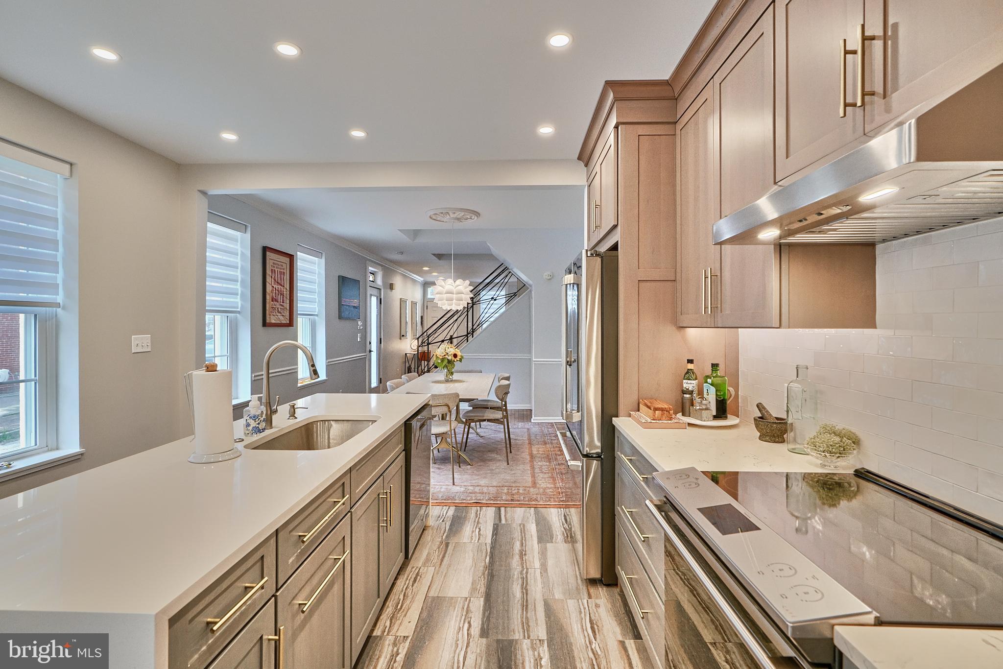 RIVERSIDE - Residential
