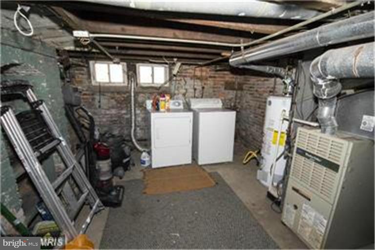 FEDERAL HILL HISTORIC DISTRICT - Residential Lease