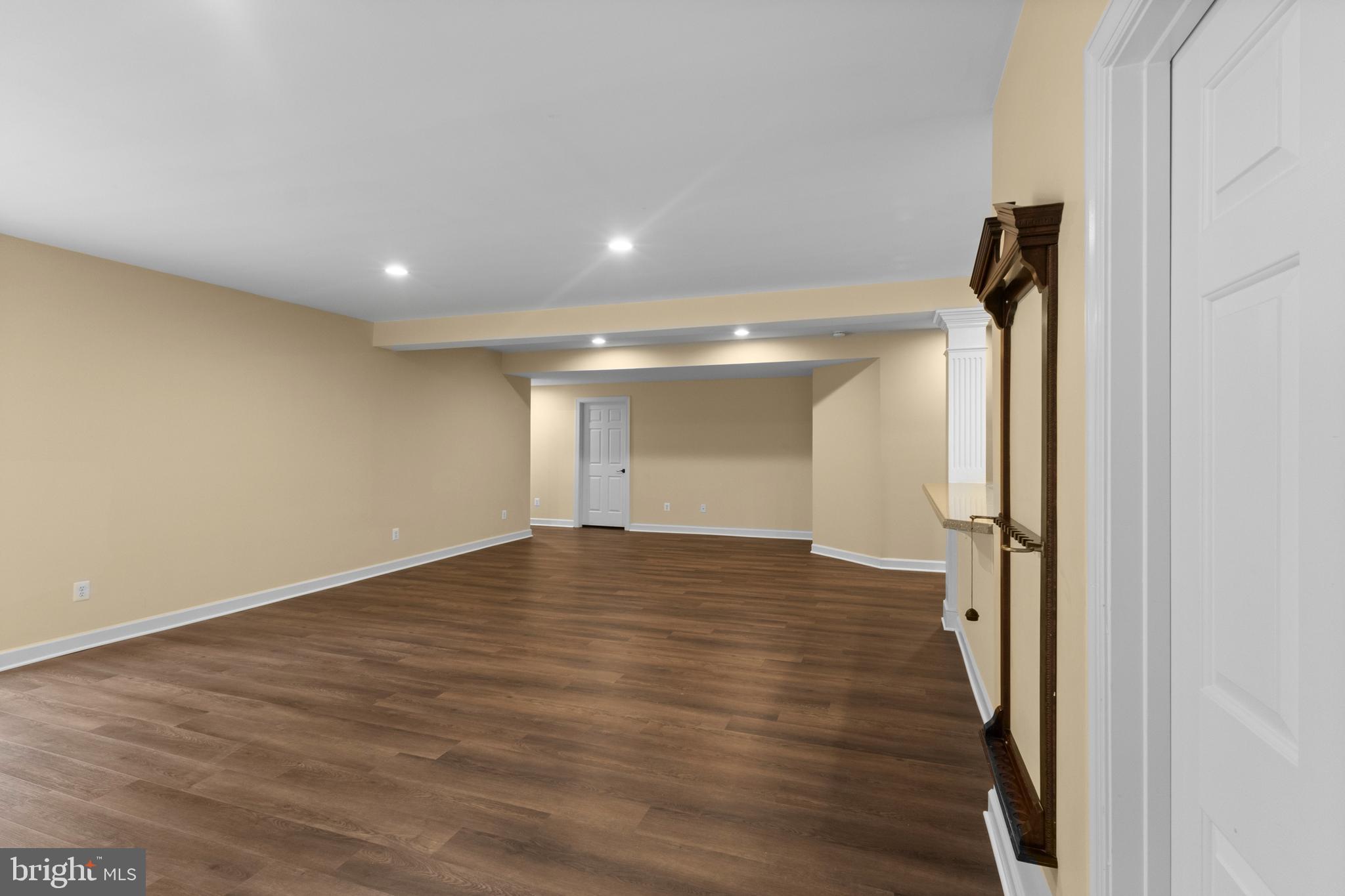 CEDAR CREST - Residential