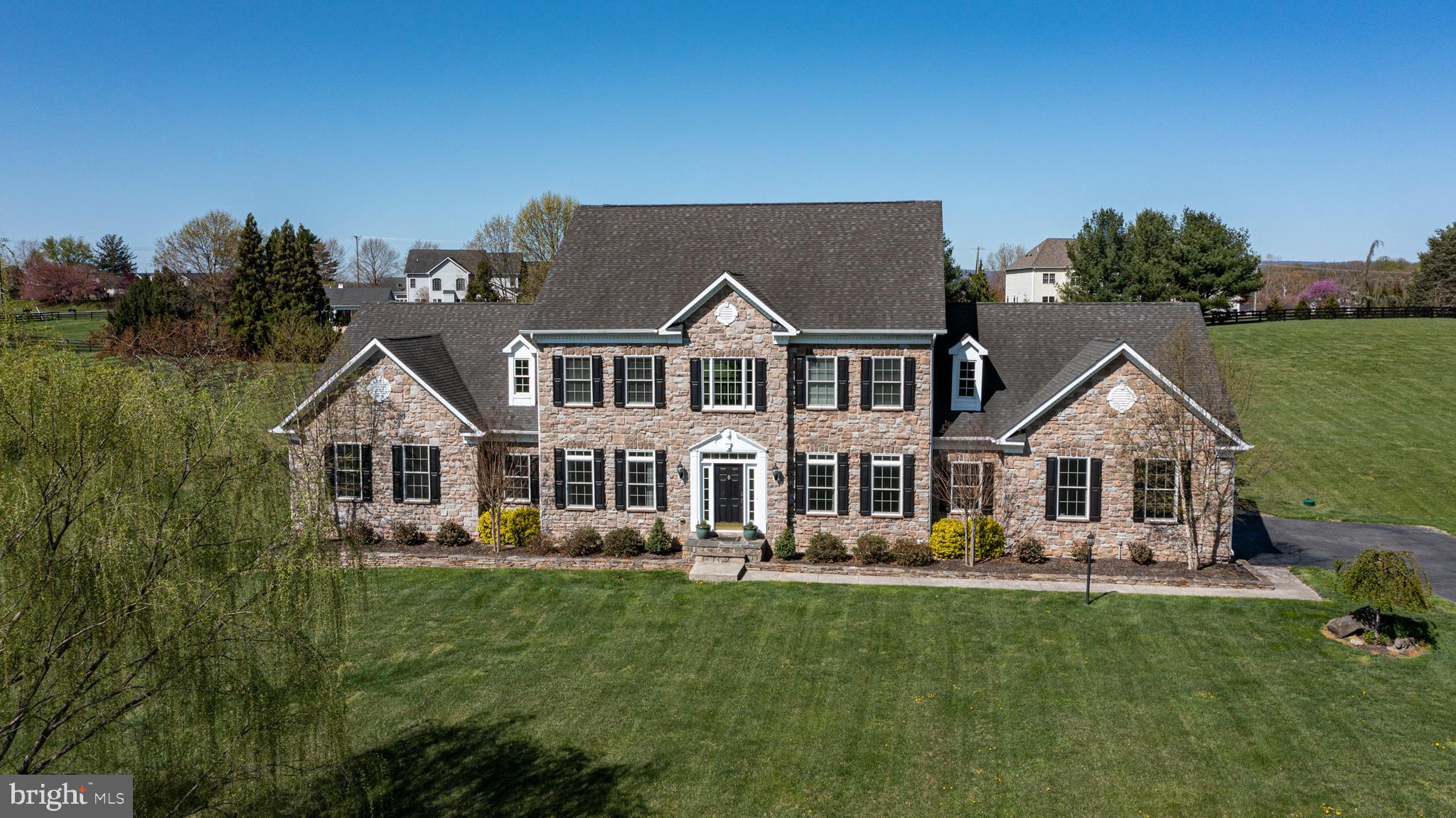 WRIGHT FARM - Residential