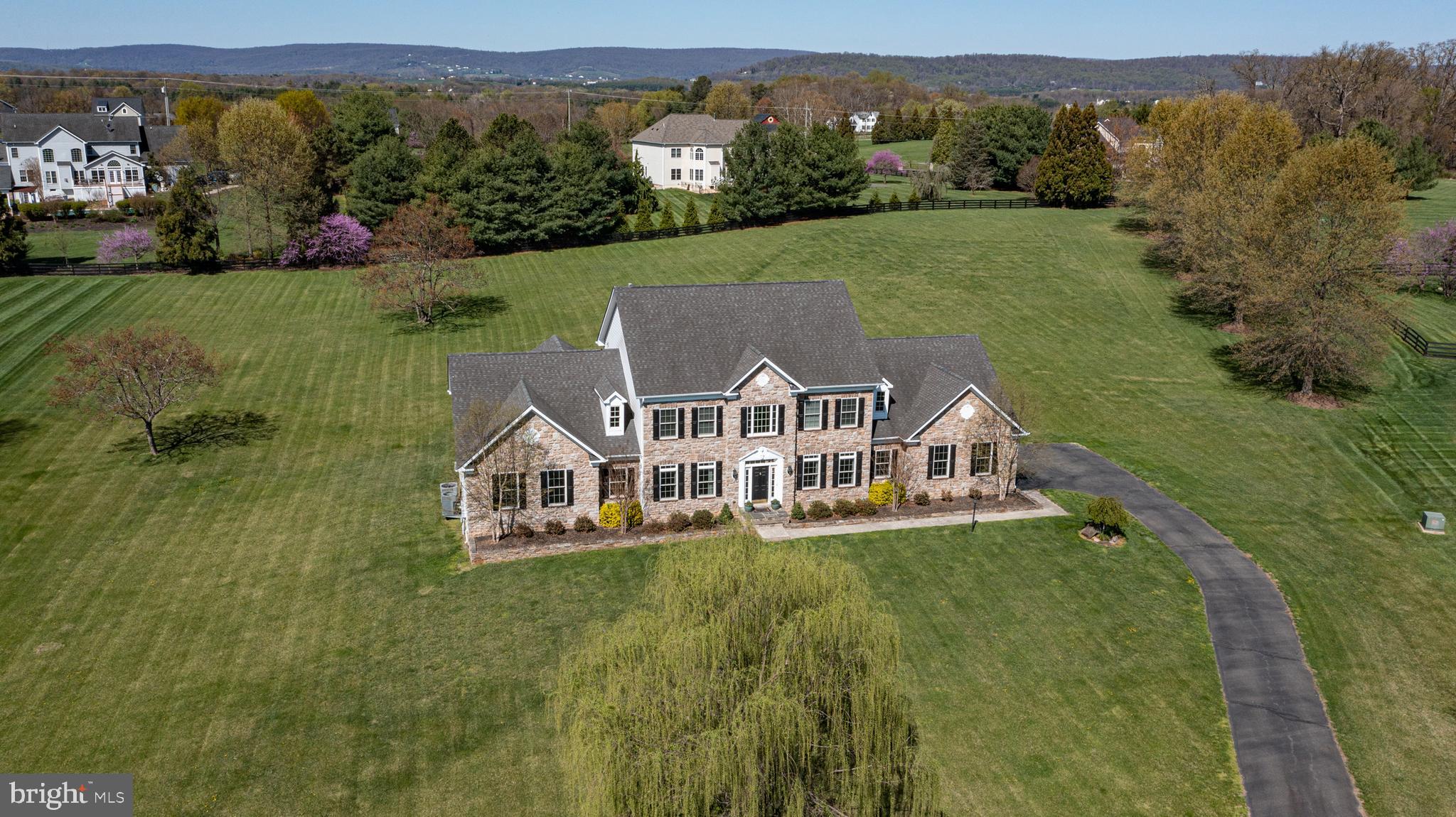 WRIGHT FARM - Residential
