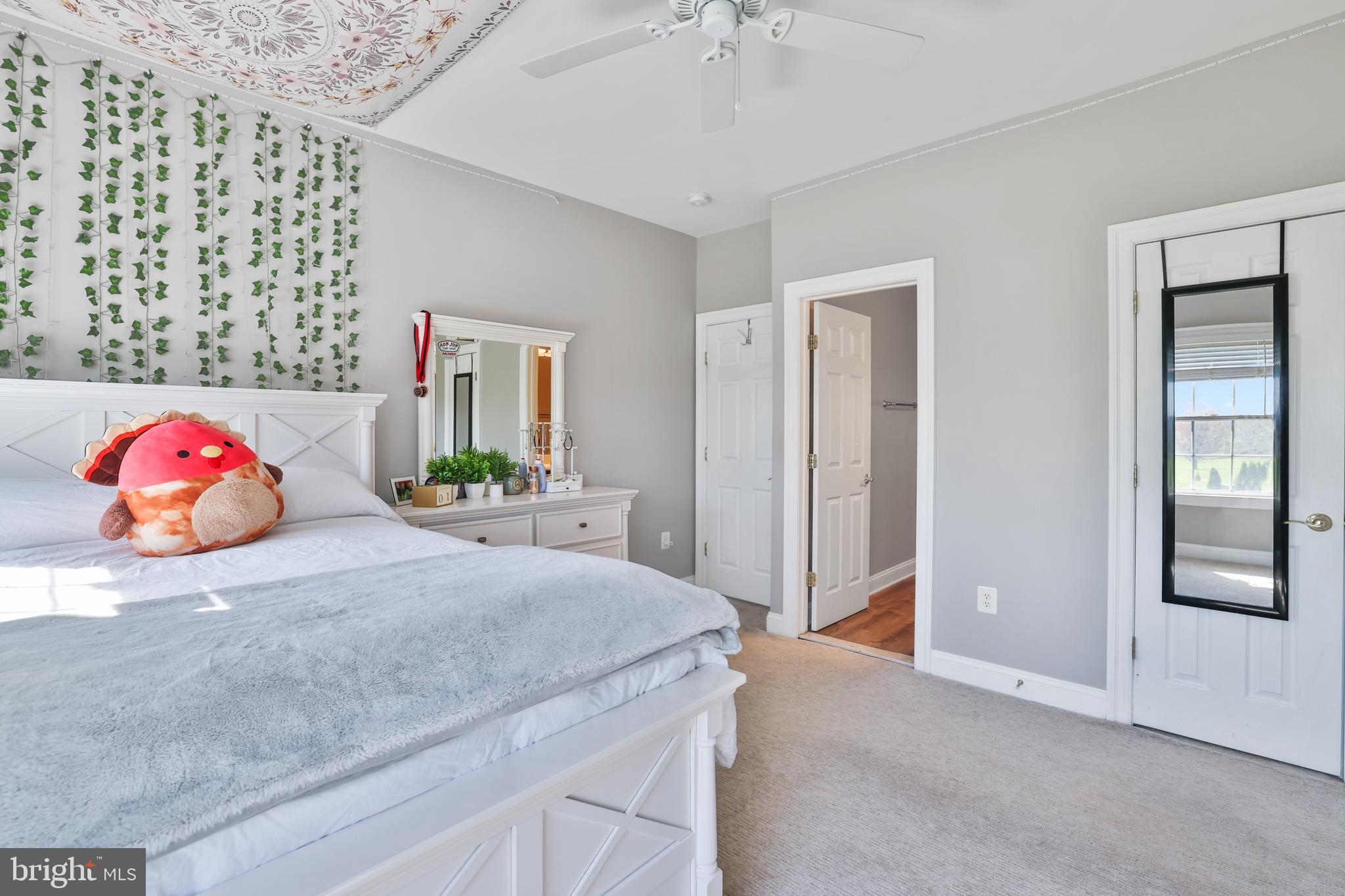 WRIGHT FARM - Residential