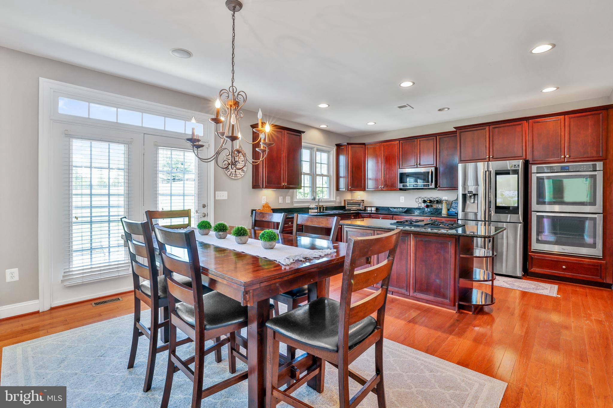 WRIGHT FARM - Residential