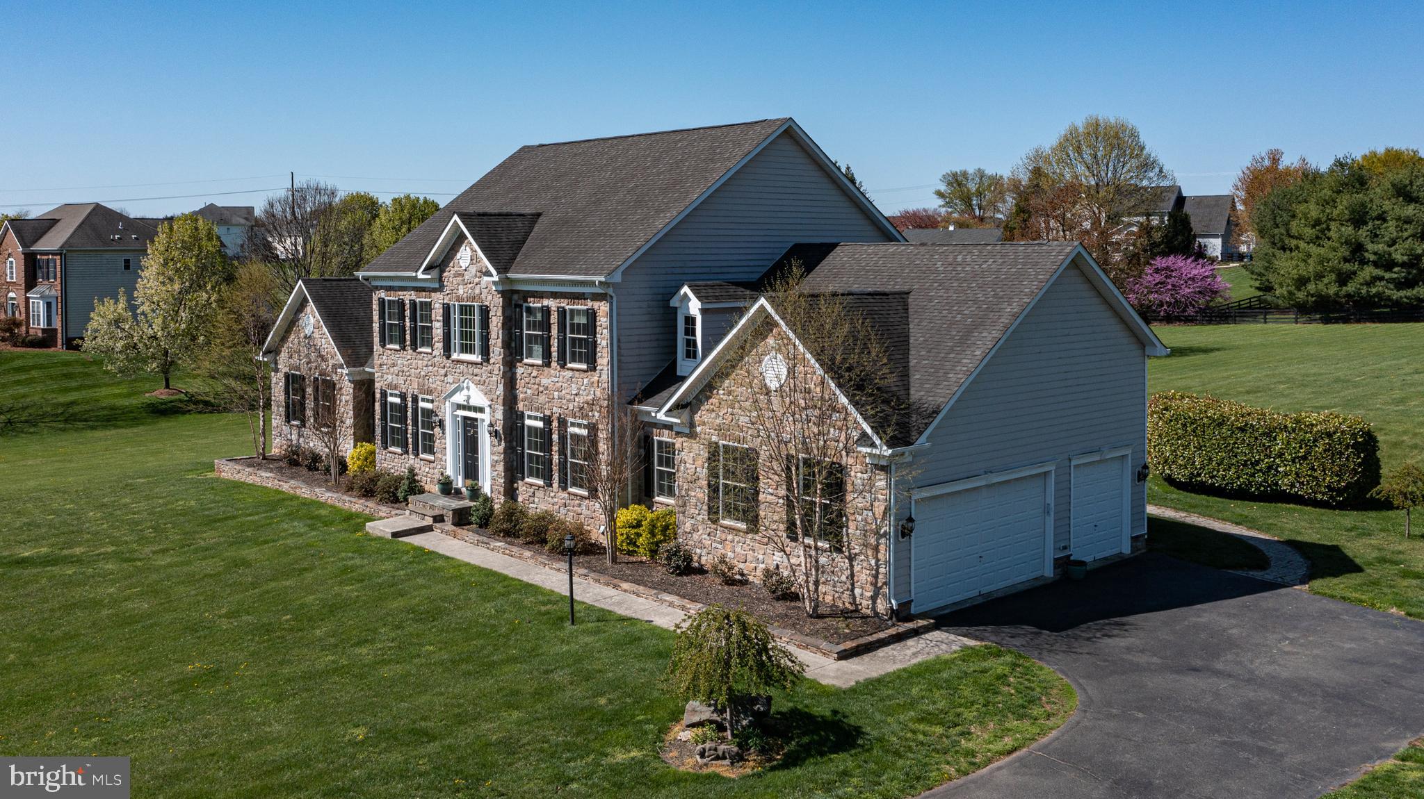 WRIGHT FARM - Residential