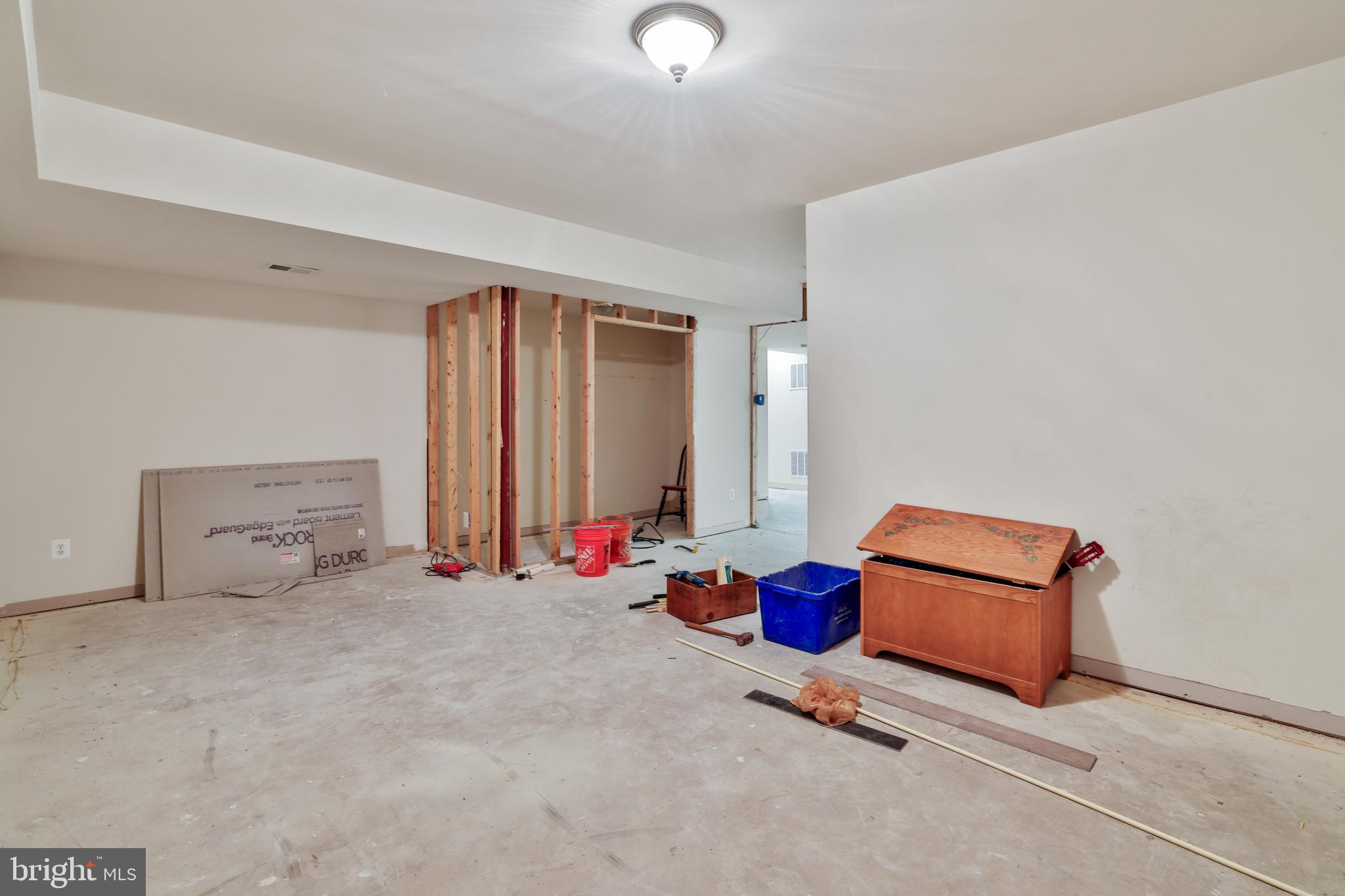 WRIGHT FARM - Residential