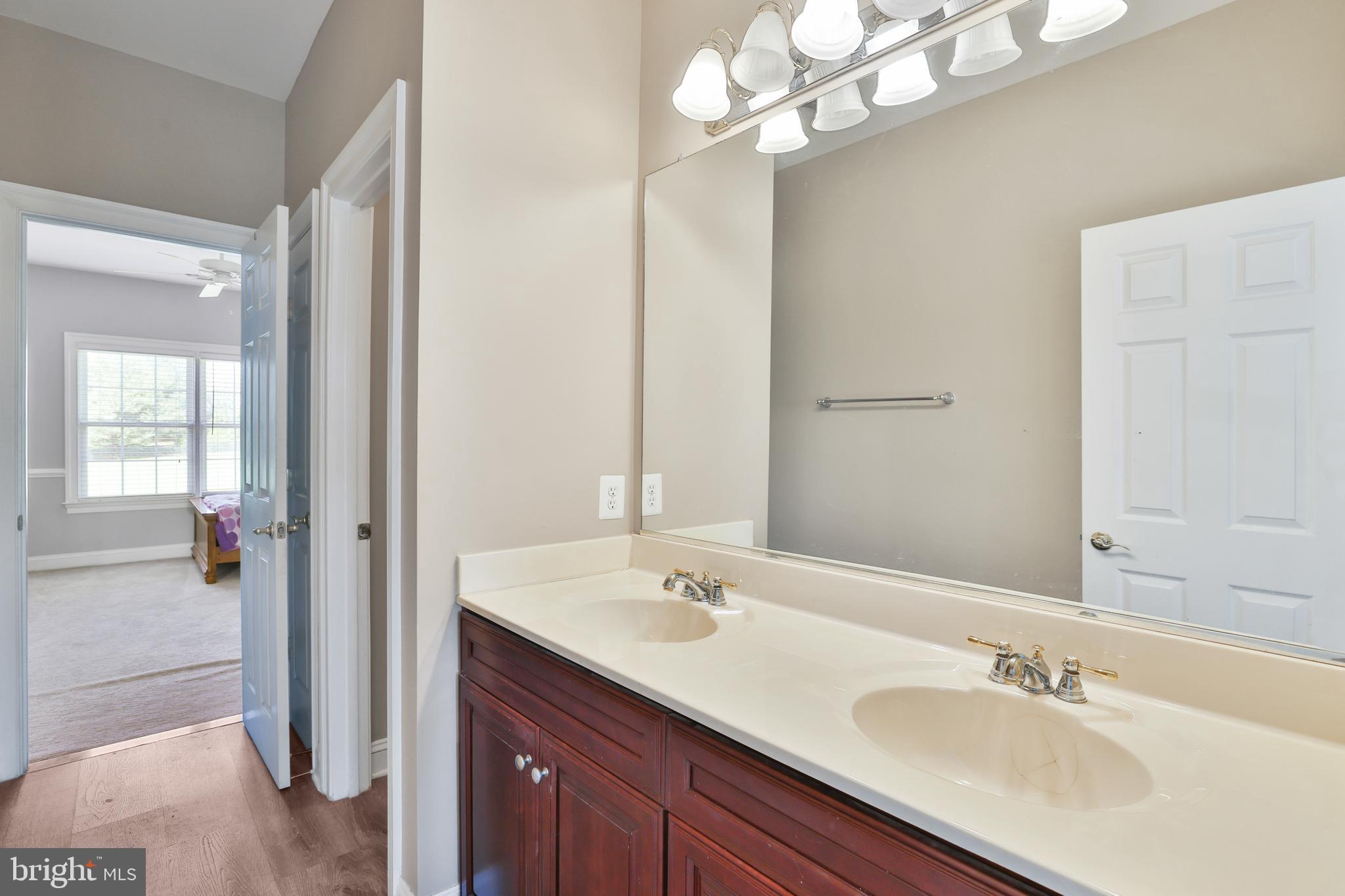 WRIGHT FARM - Residential