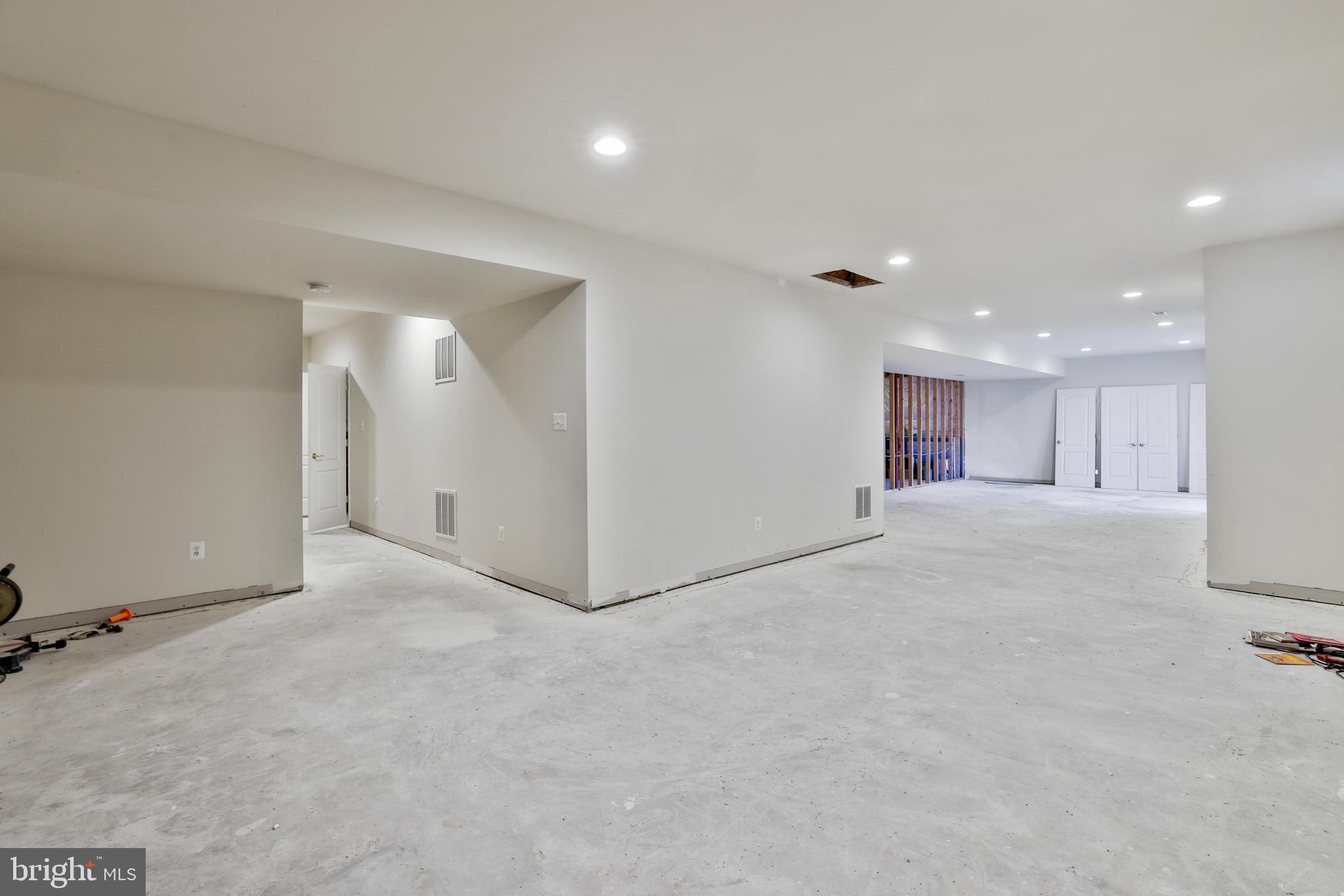 WRIGHT FARM - Residential