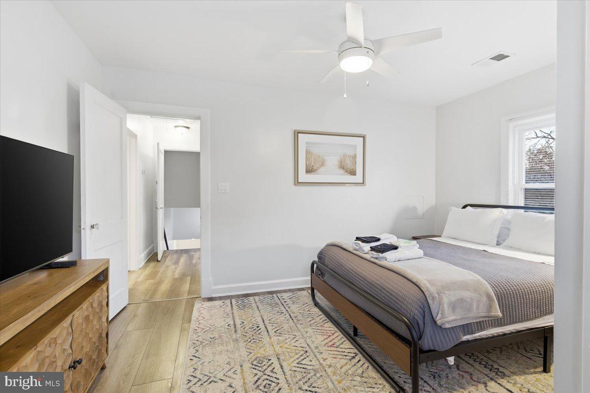 ADDISON HEIGHTS - Residential