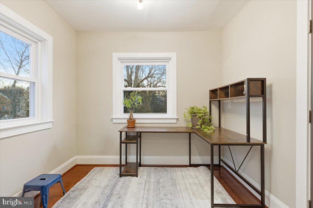 ADDISON HEIGHTS - Residential