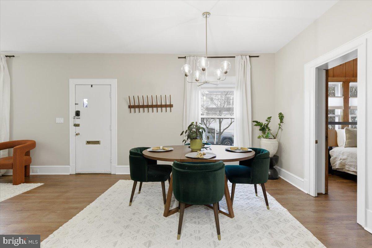 ADDISON HEIGHTS - Residential