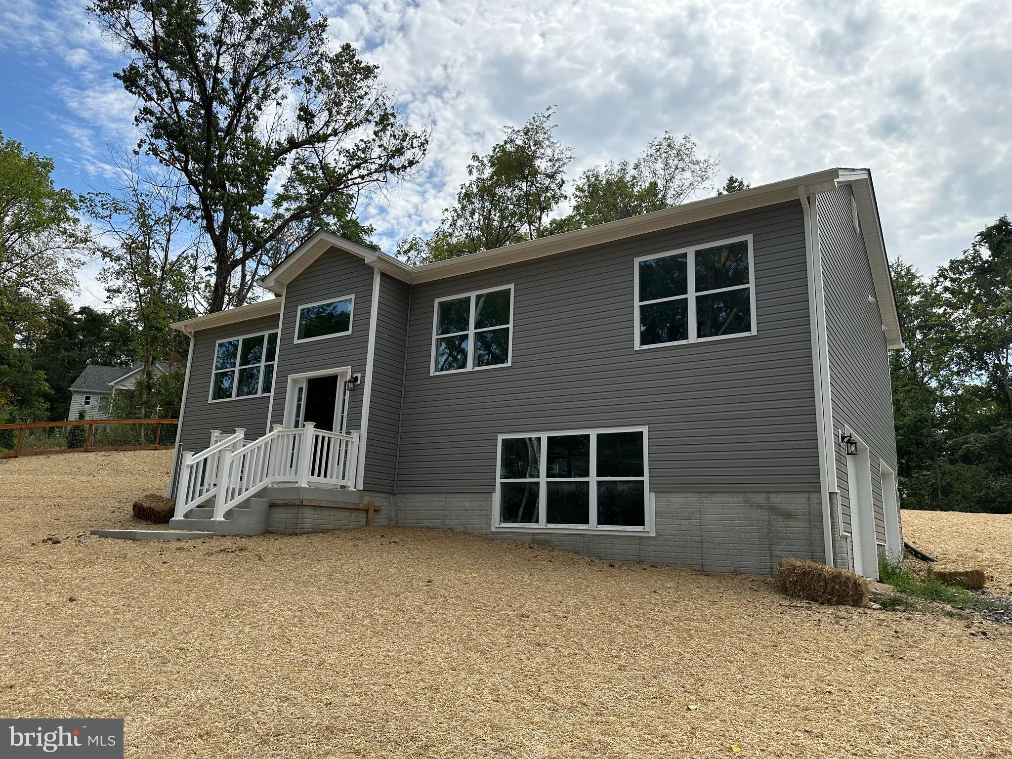 KEYES FERRY ACRES - Residential