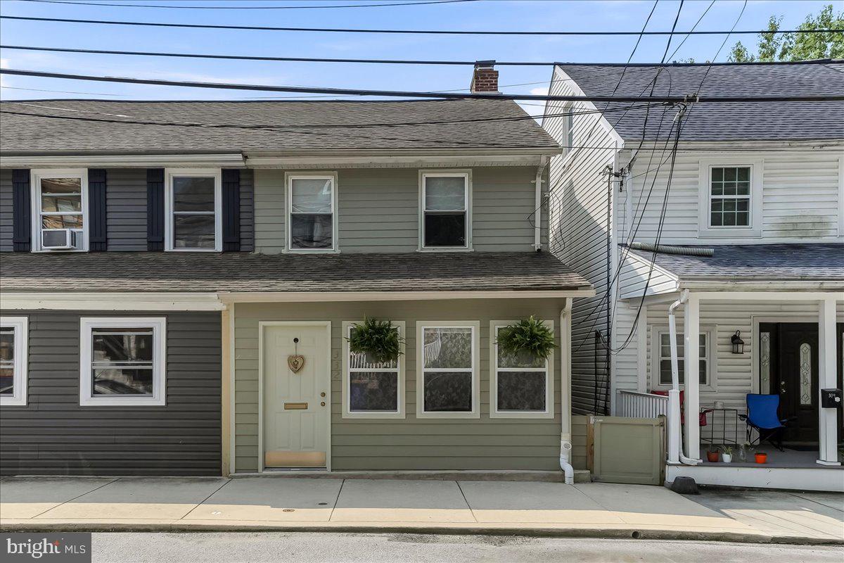 329 FRONT STREET