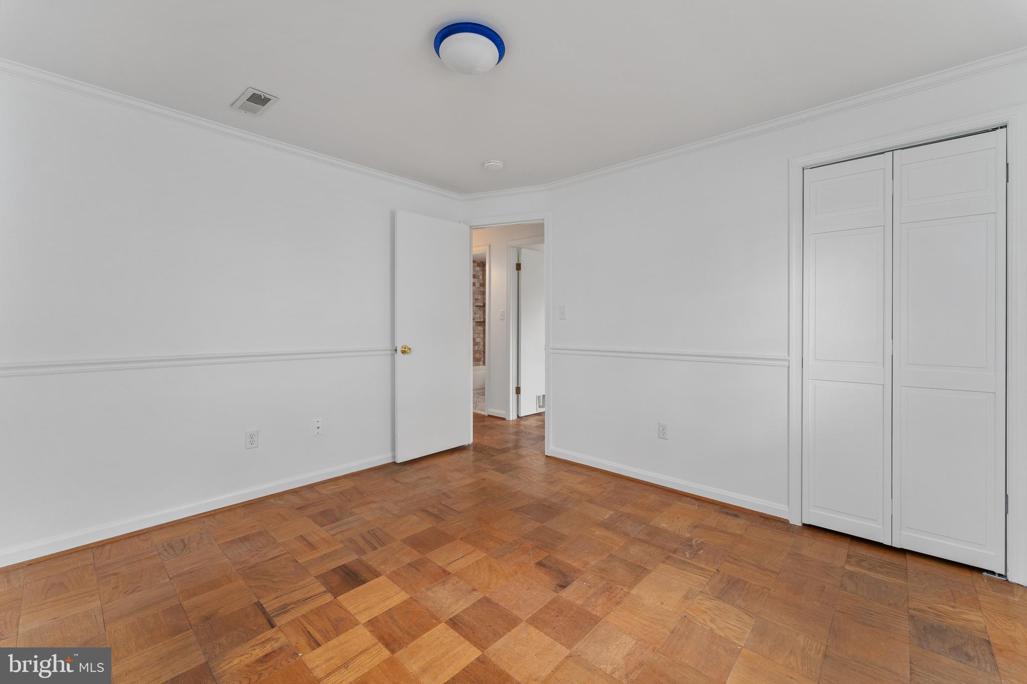 FEATHERSTONE SHORES - Residential