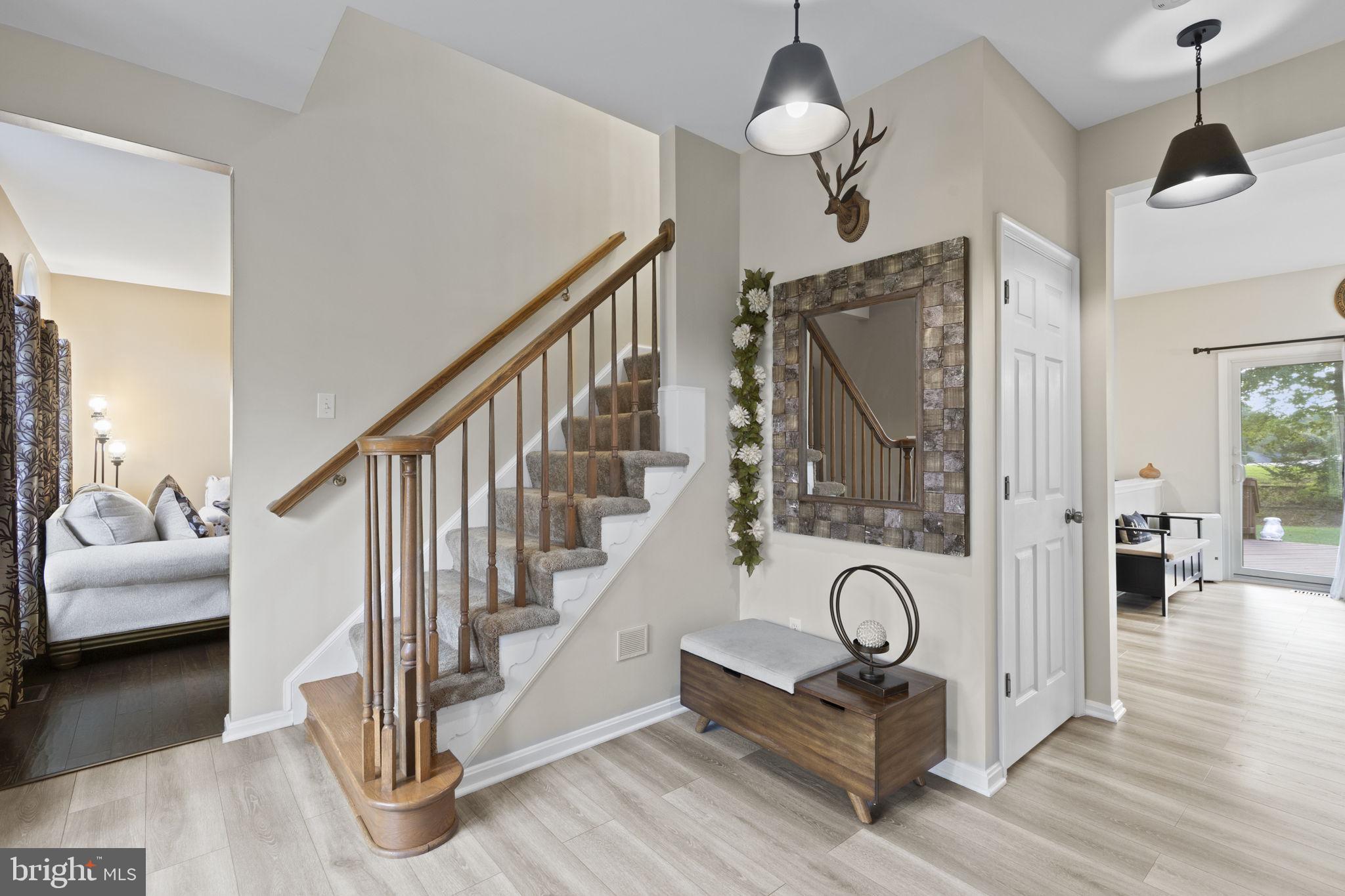 712 CEDARDAY DRIVE