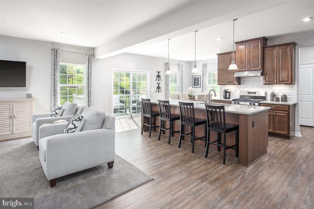 SOLOMONS CHOICE - Residential