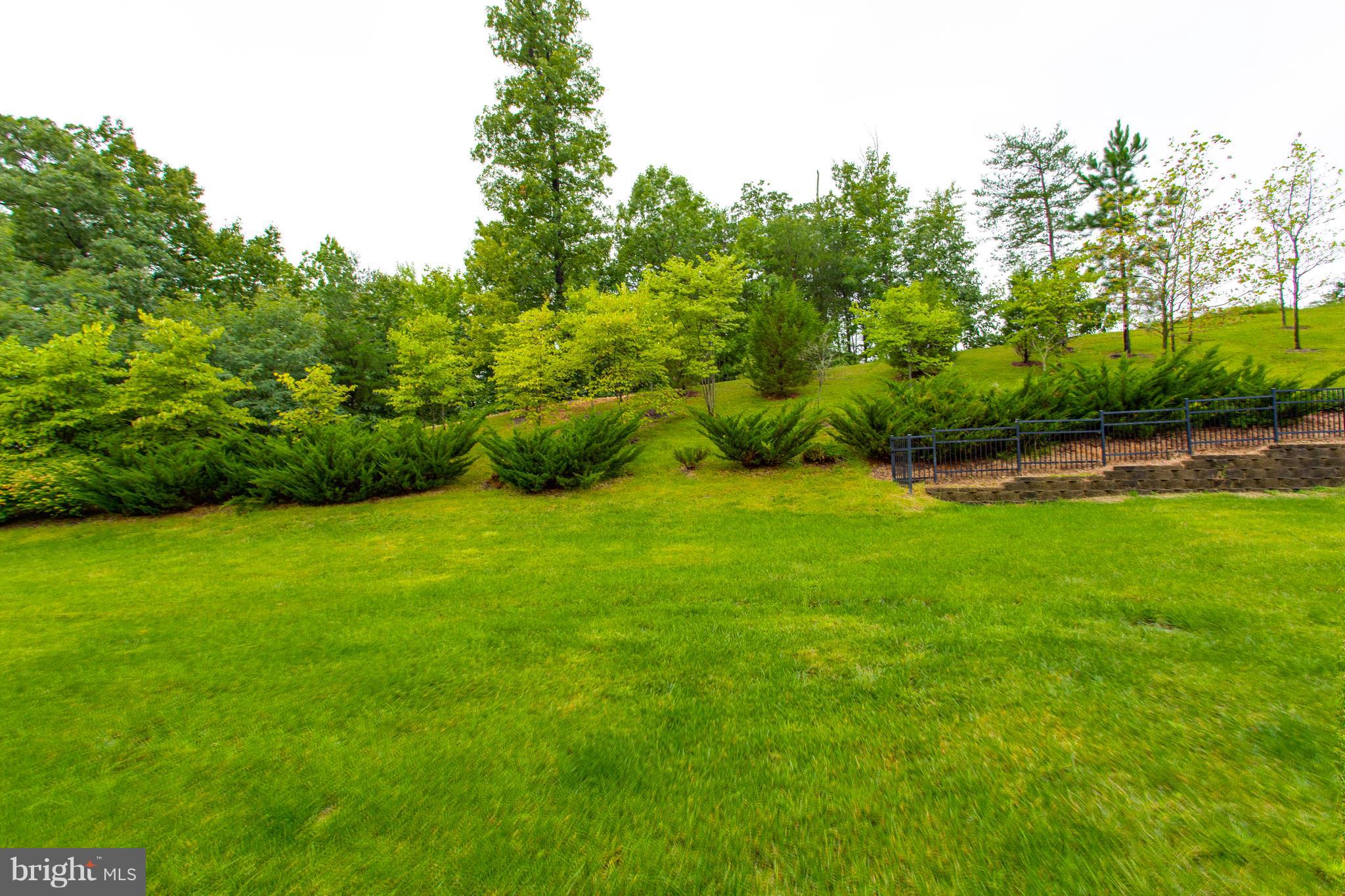 POWELLS RUN VILLAGE COND - Residential