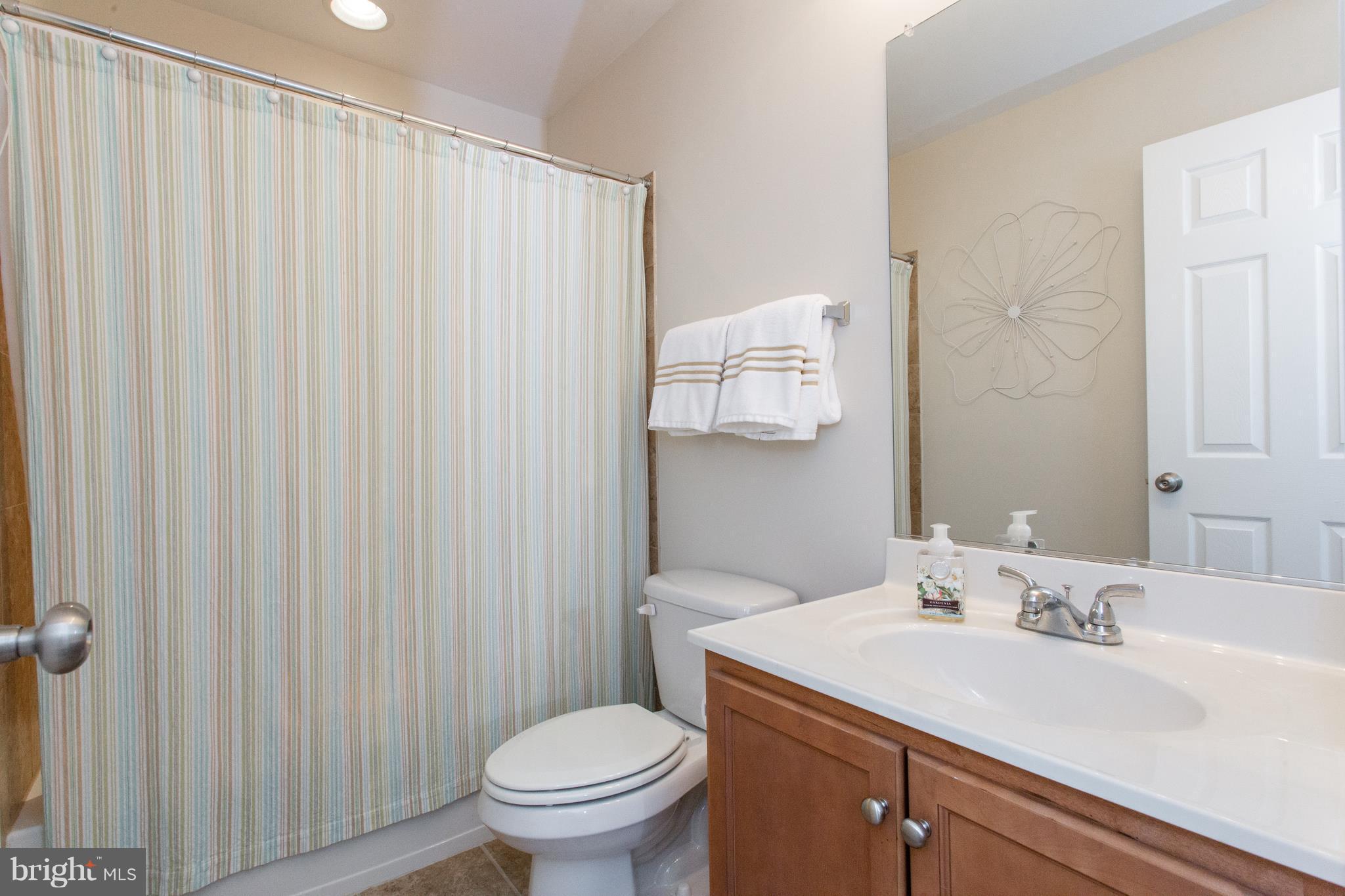 POWELLS RUN VILLAGE COND - Residential