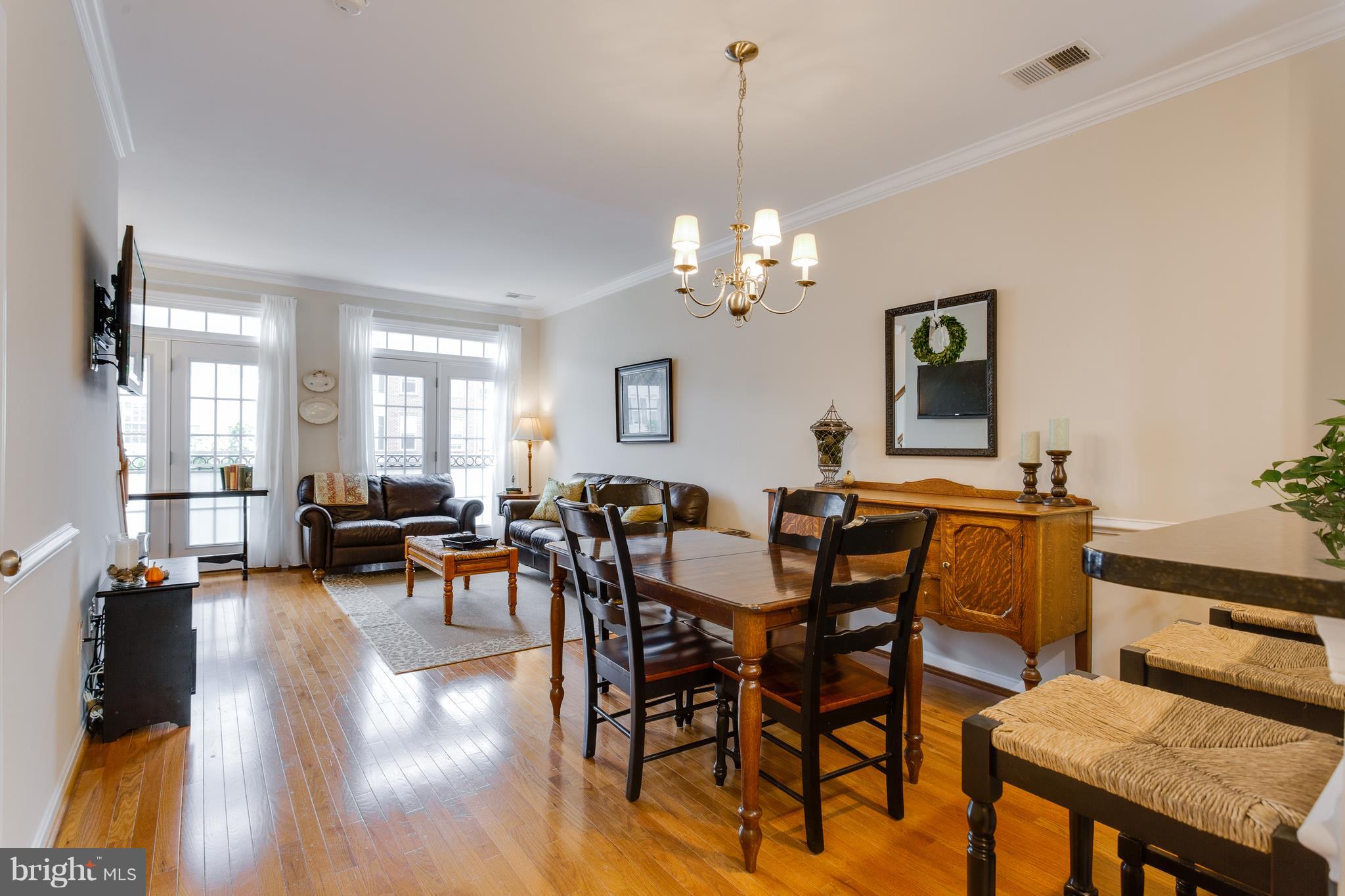 POWELLS RUN VILLAGE COND - Residential