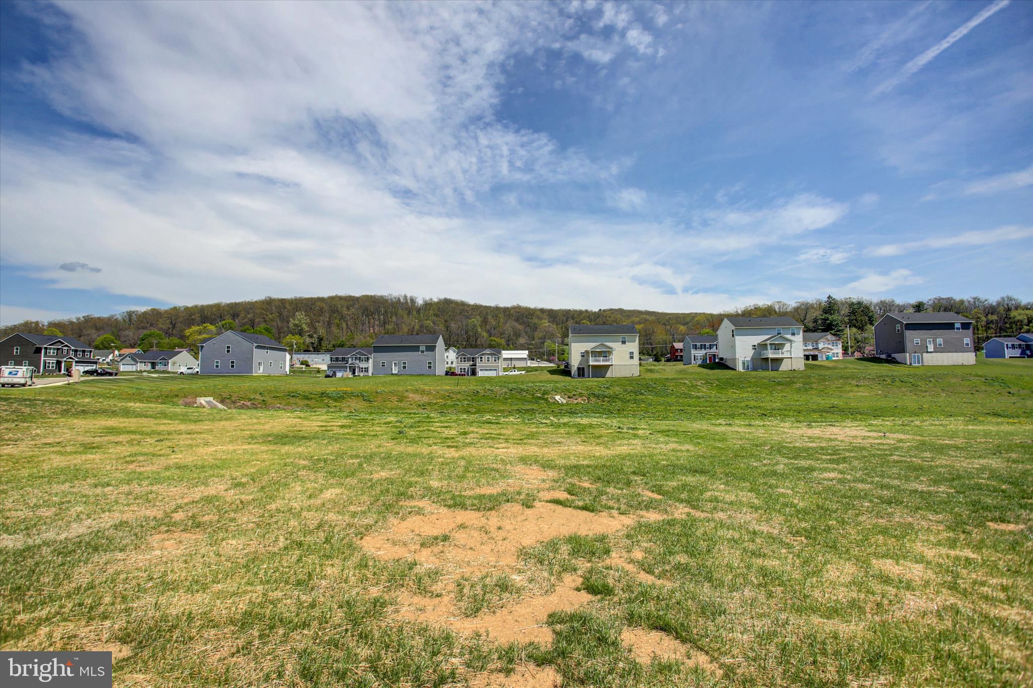 SUMMERFIELD - Residential