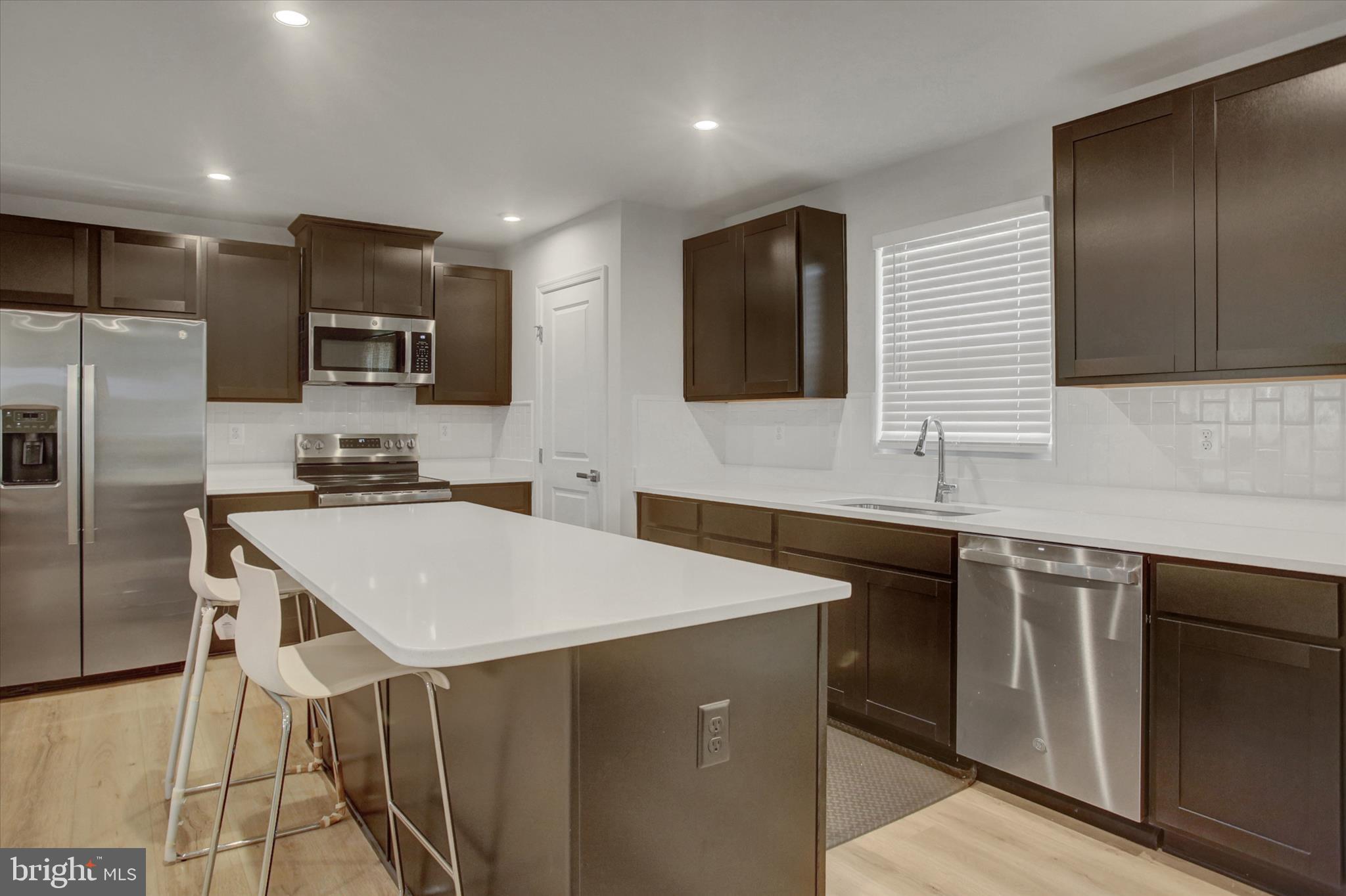 SUMMERFIELD - Residential