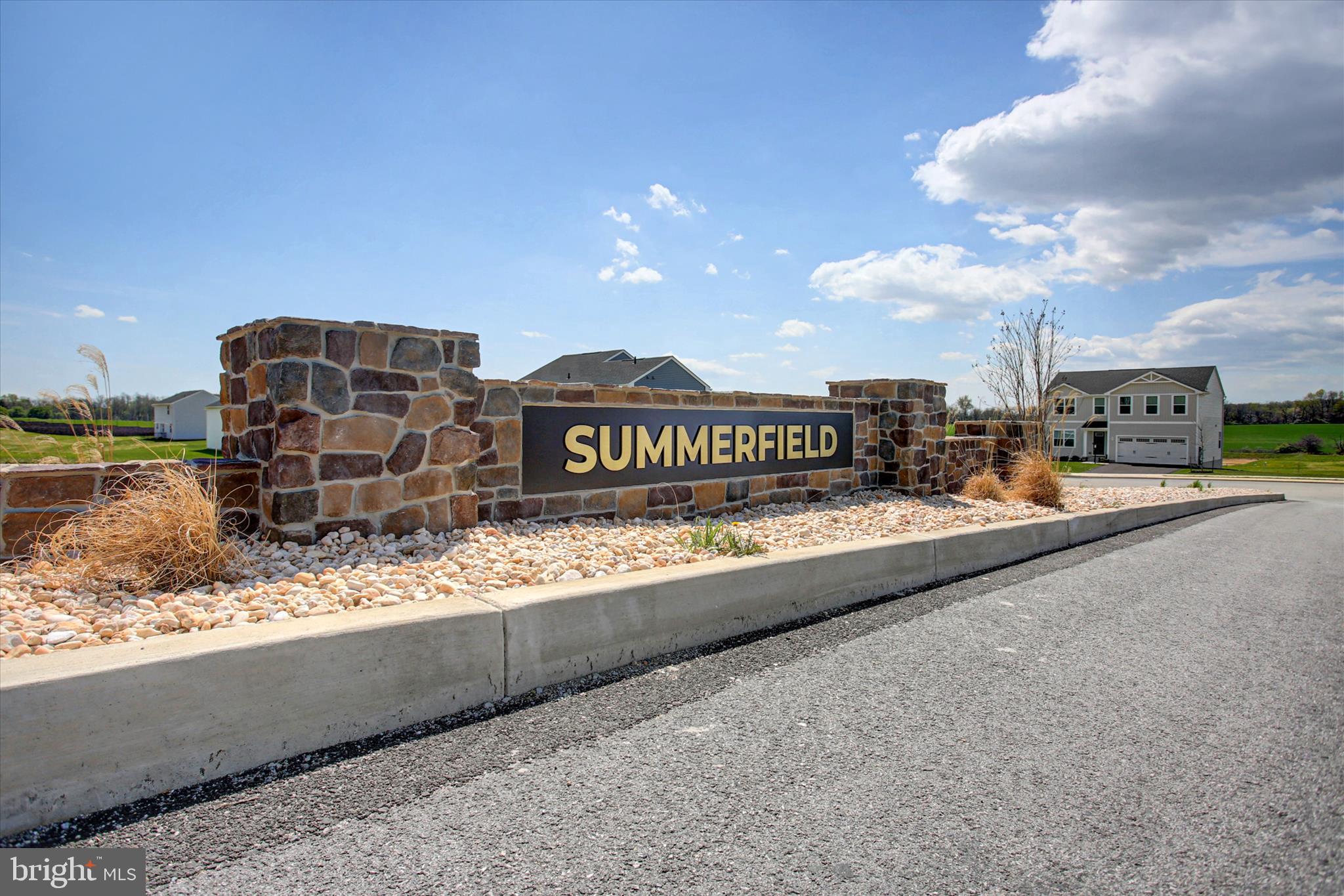 SUMMERFIELD - Residential