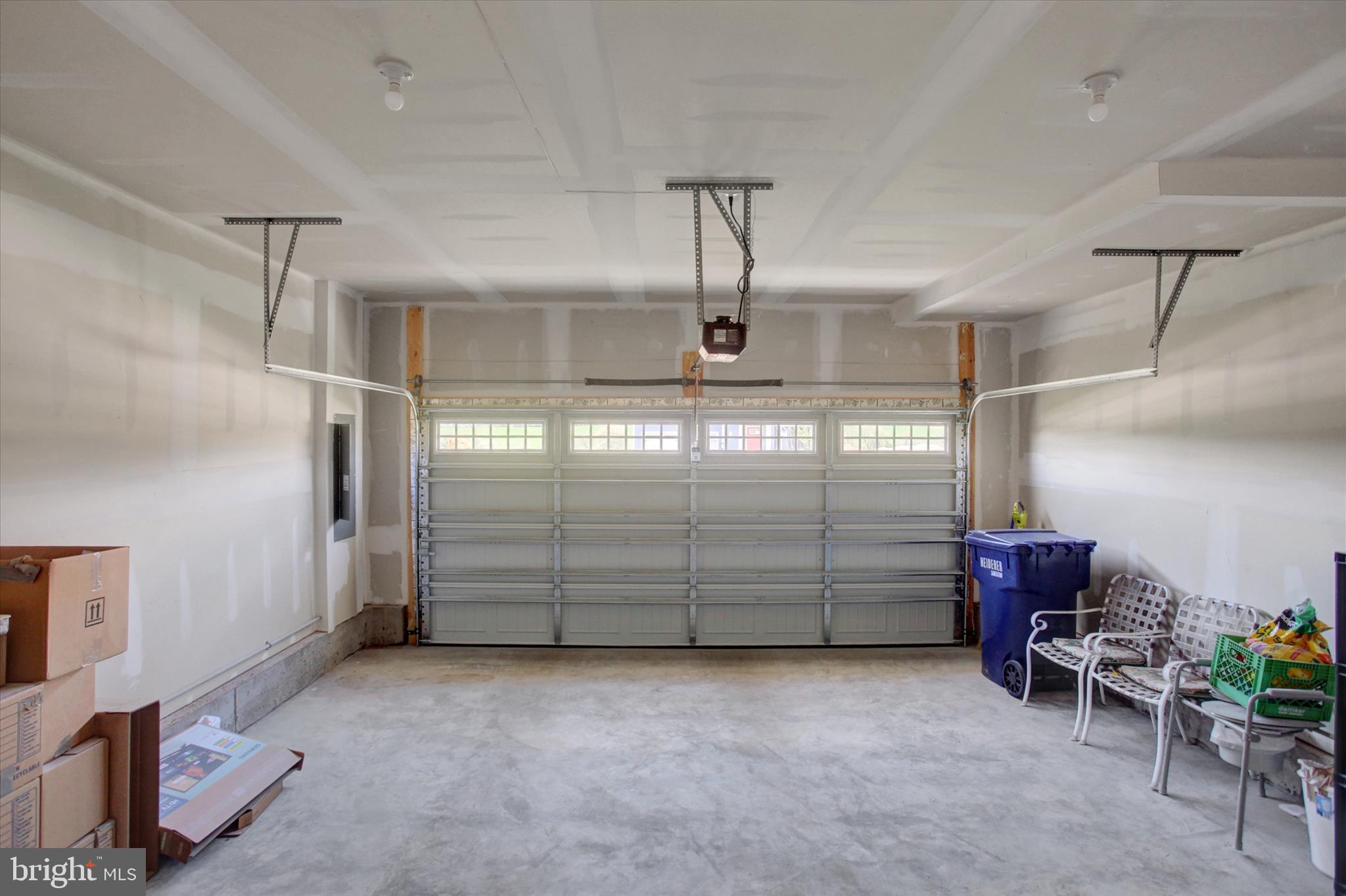 SUMMERFIELD - Residential